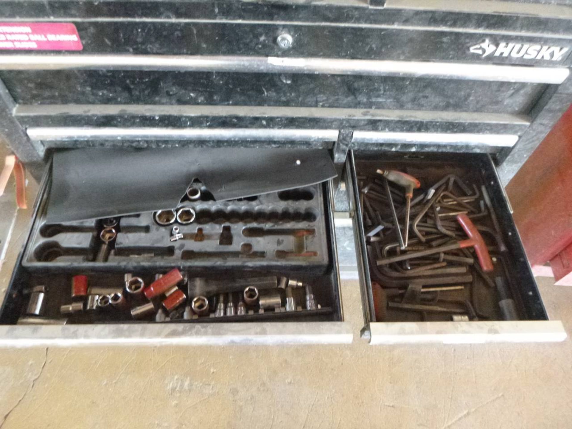 Husky Tool box with tools - Image 7 of 9