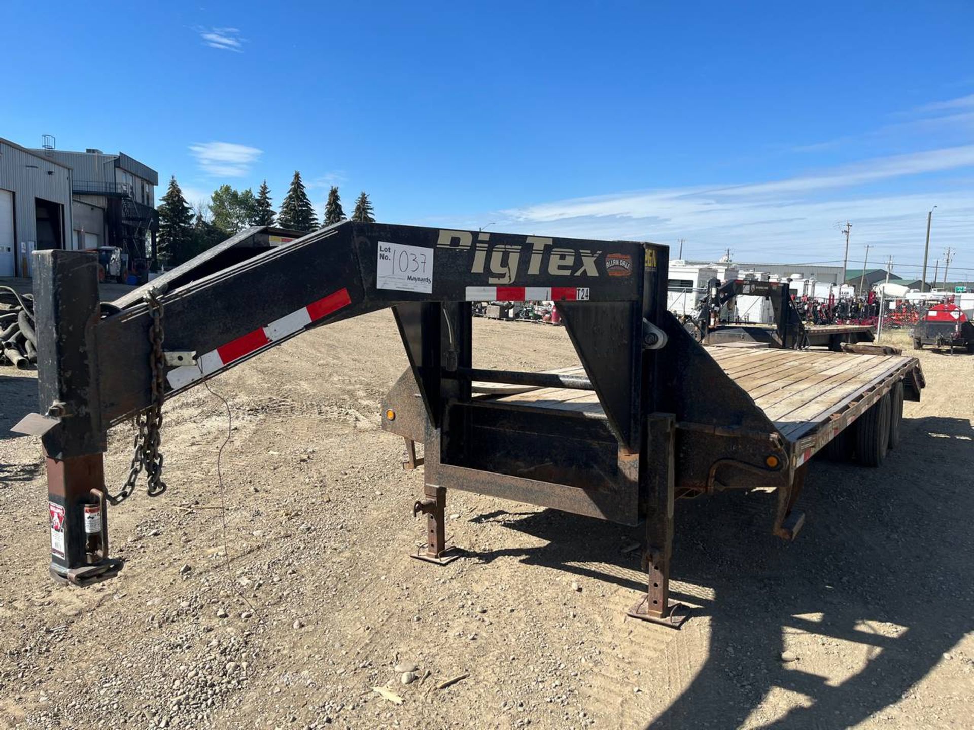 2006 Big Tex 22GN-20+5CP Equipment trailer