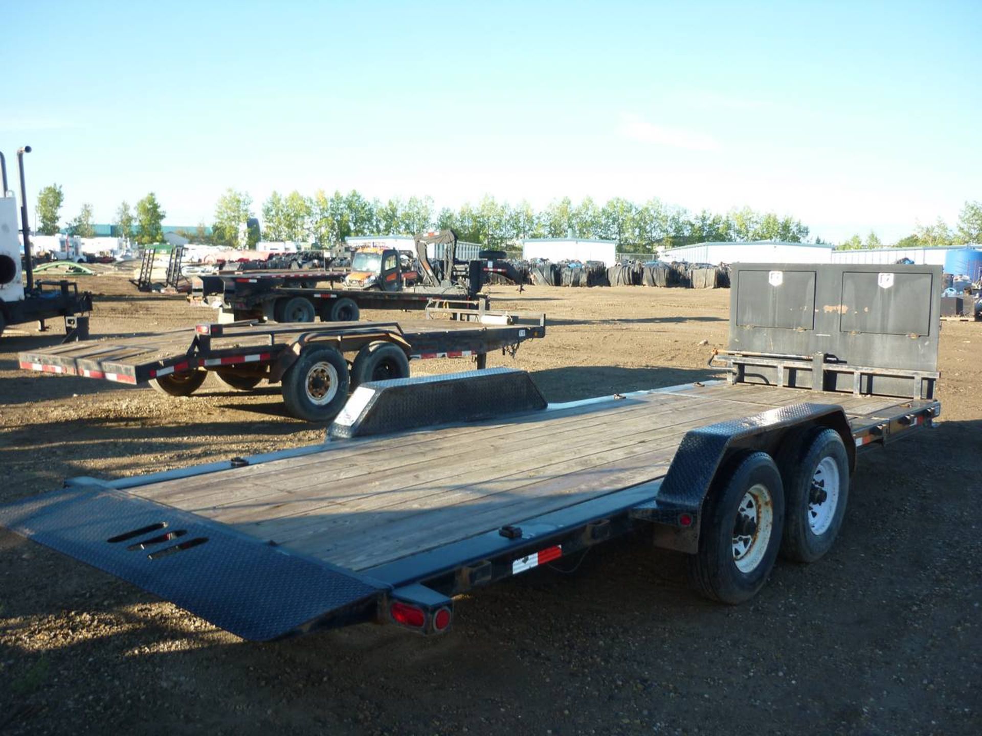 2011 Load Trail Equipment trailer - Image 3 of 4