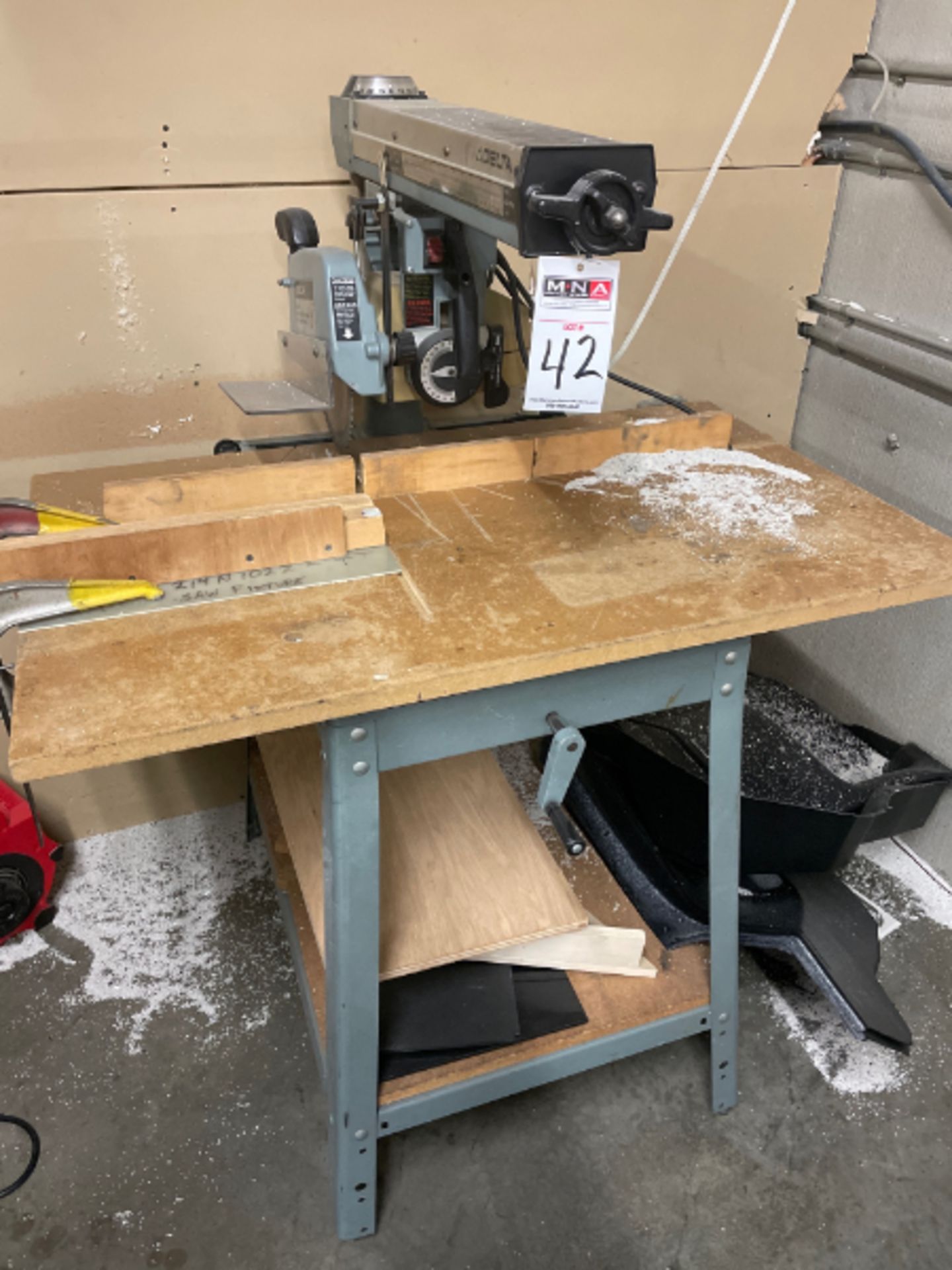 Delta 10" Radial Arm Saw