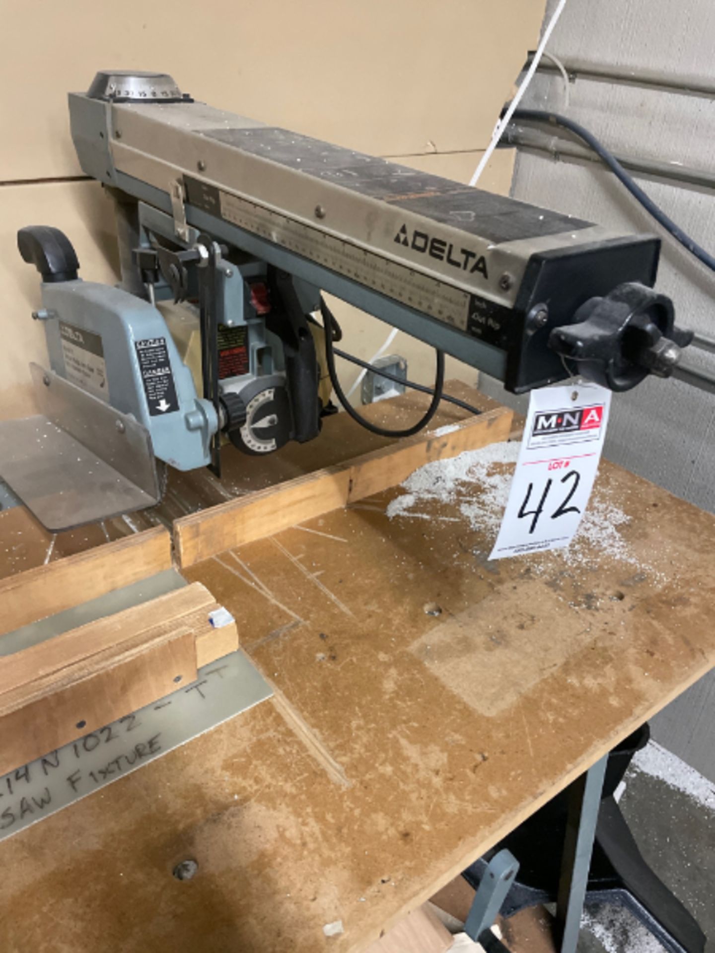 Delta 10" Radial Arm Saw - Image 4 of 5