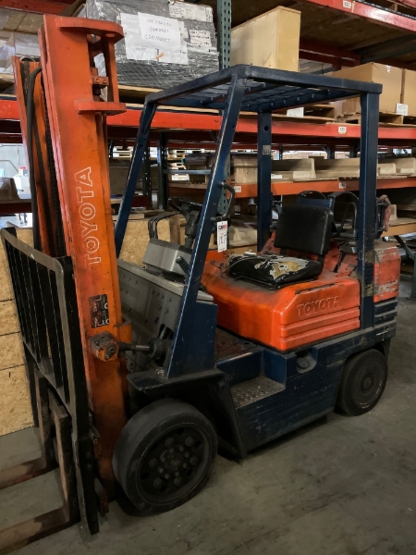 5000 Lb Toyota 3FGC25, LPG forklift