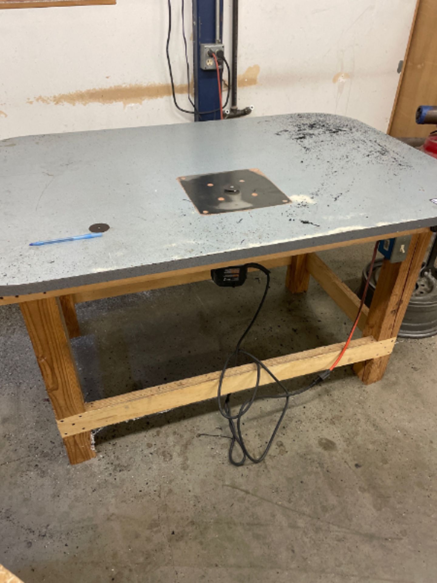Router Table - Image 3 of 4