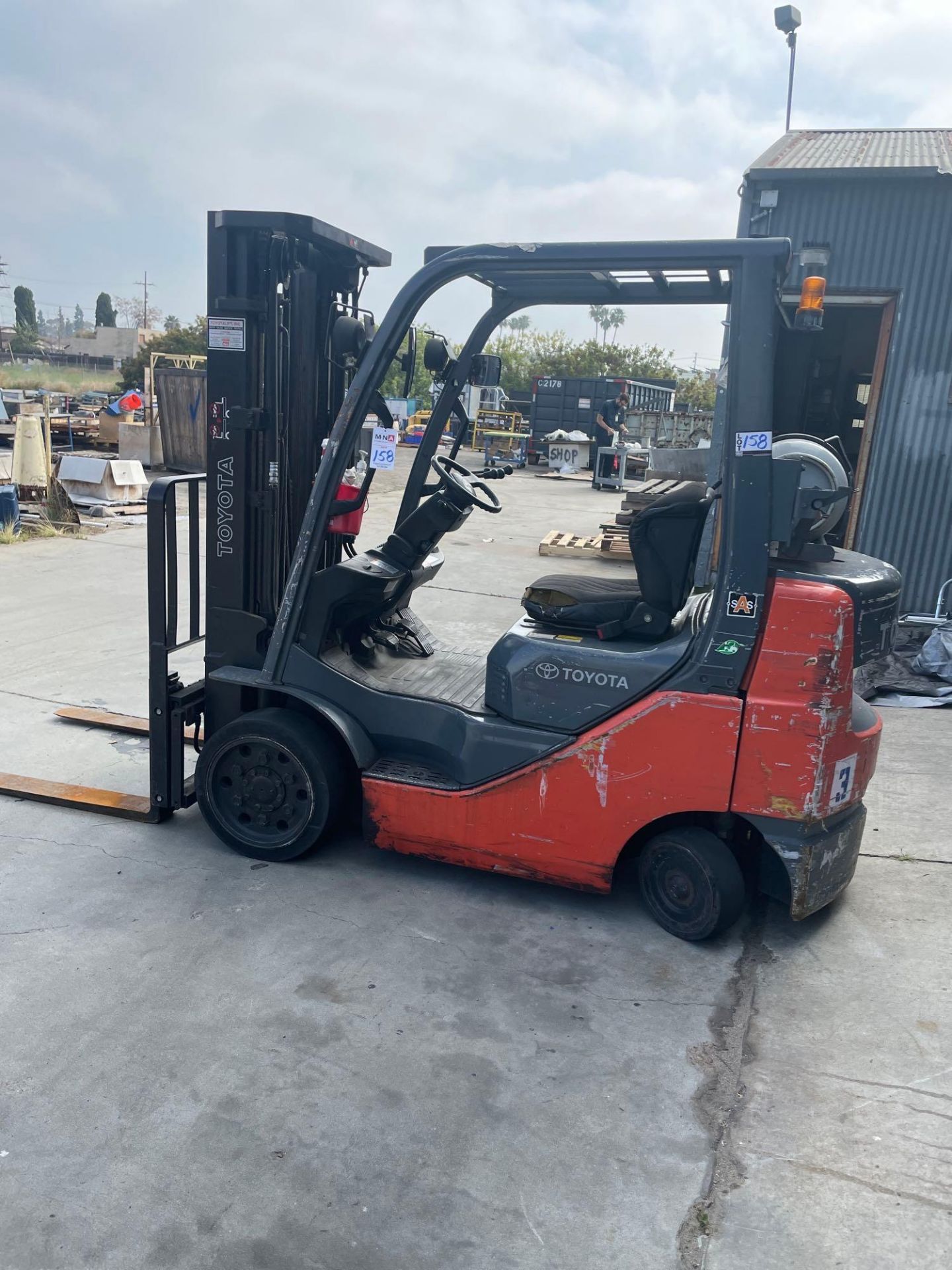Toyota 8FGCU25 4,500lbs. LPG Forklift, s/n 26238 *Needs Wire Harness*
