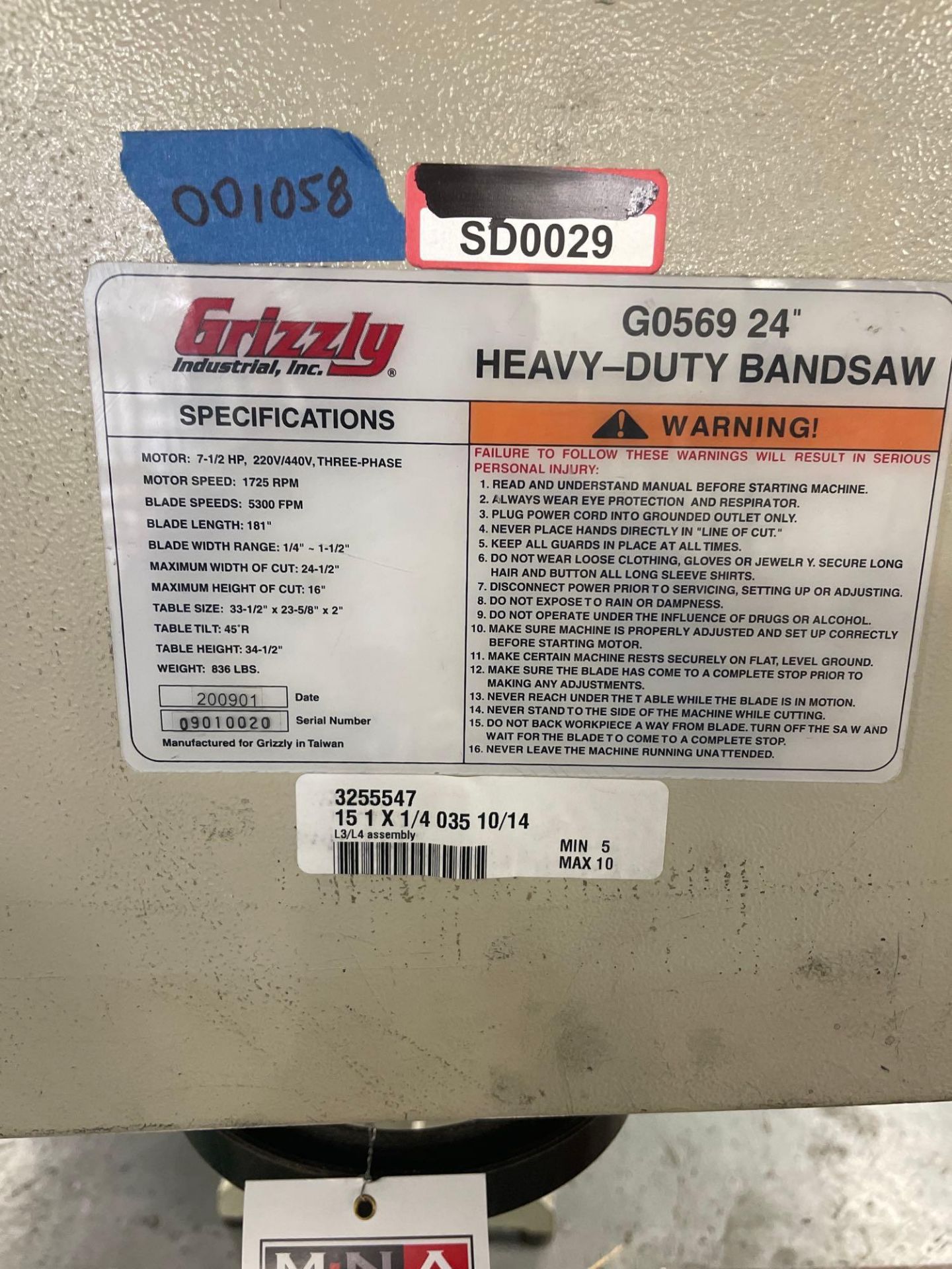 Grizzly G0569 24" Heavy Duty Vertical Bandsaw, s/n 09010020, New 2009 - Image 6 of 6