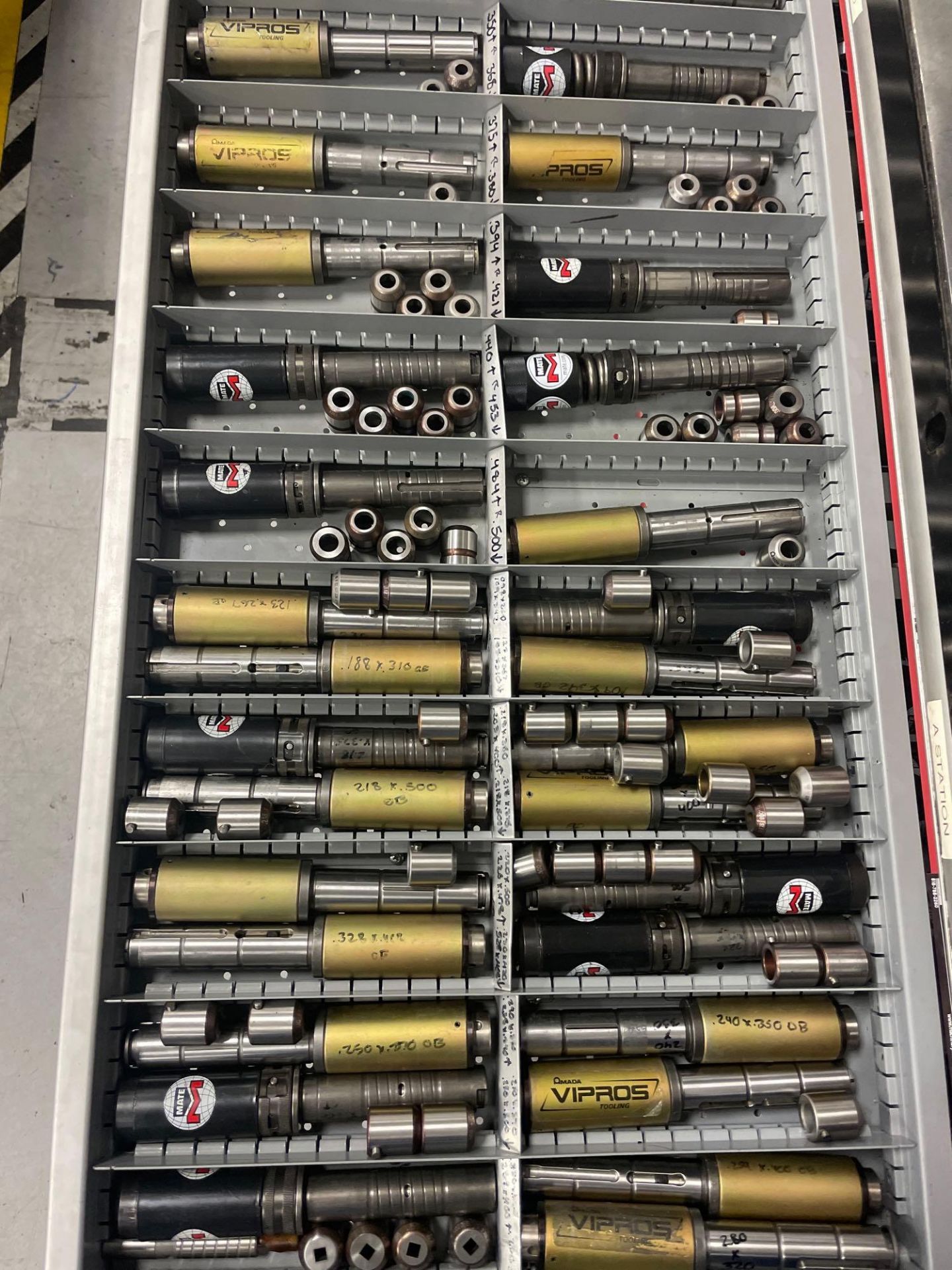 .312 - .500 Round, .098 x .250 - .328 x .468 OB Round .250 Square, A Station Punch & Dies - Image 4 of 4