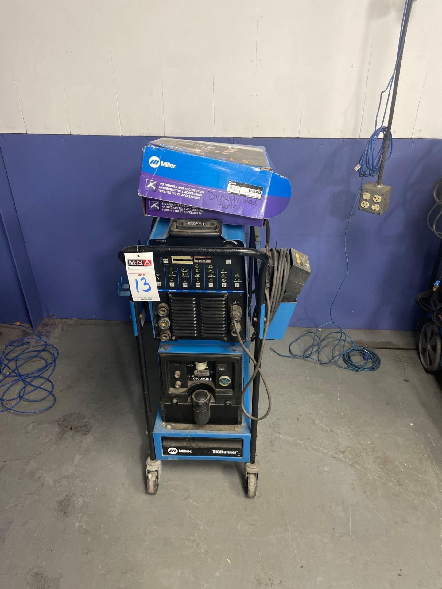 Miller TIGRunner Dynasty 300 DX Welder, s/n LC290686 & Miller Coolmate 3 Chiller, s/n LC261235 - Image 5 of 6