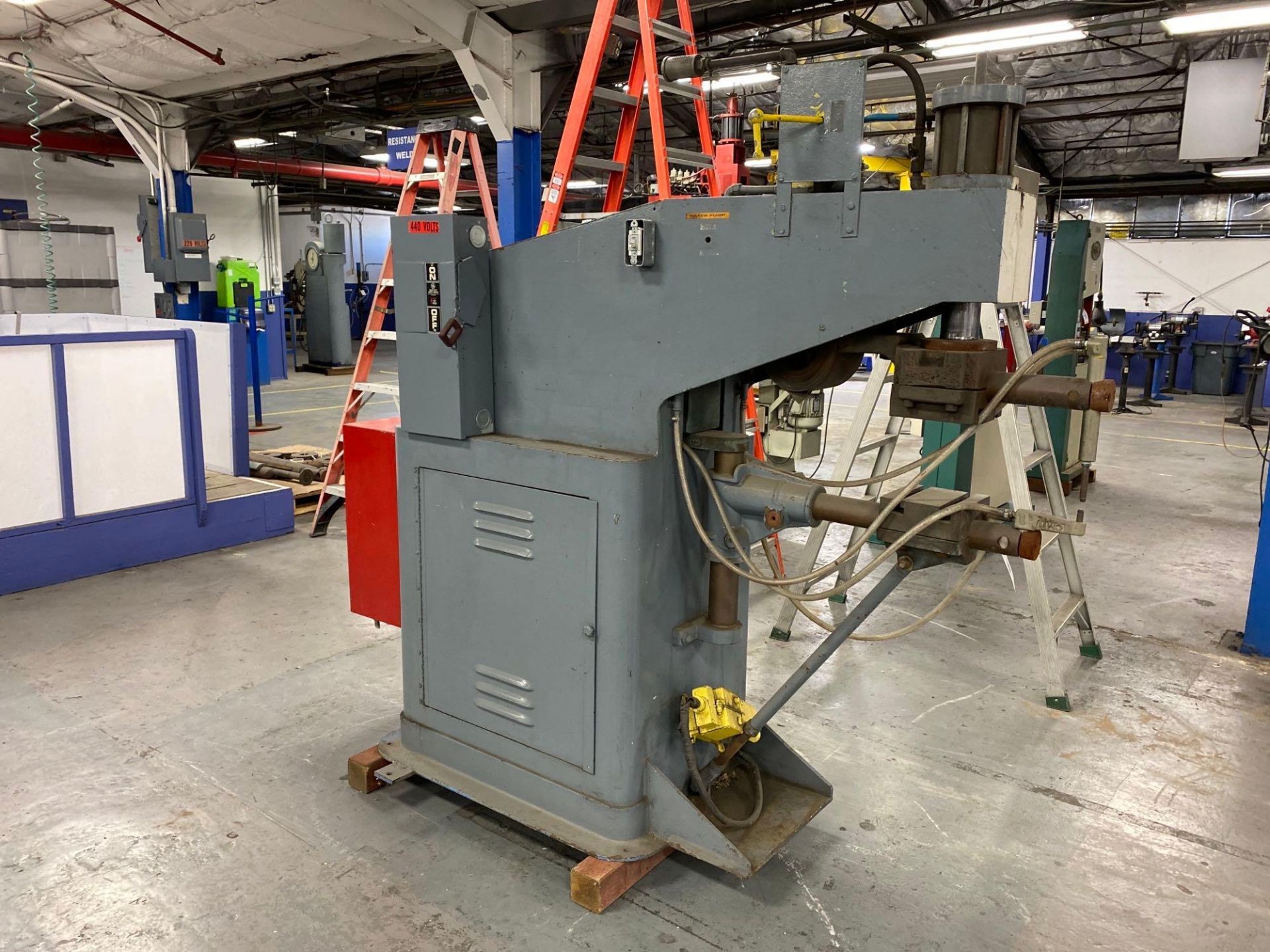 A.P. Seedorff Co. 7750-S Spot Welder, 50 KVA, 30” Throat, s/n 846 - Image 3 of 6