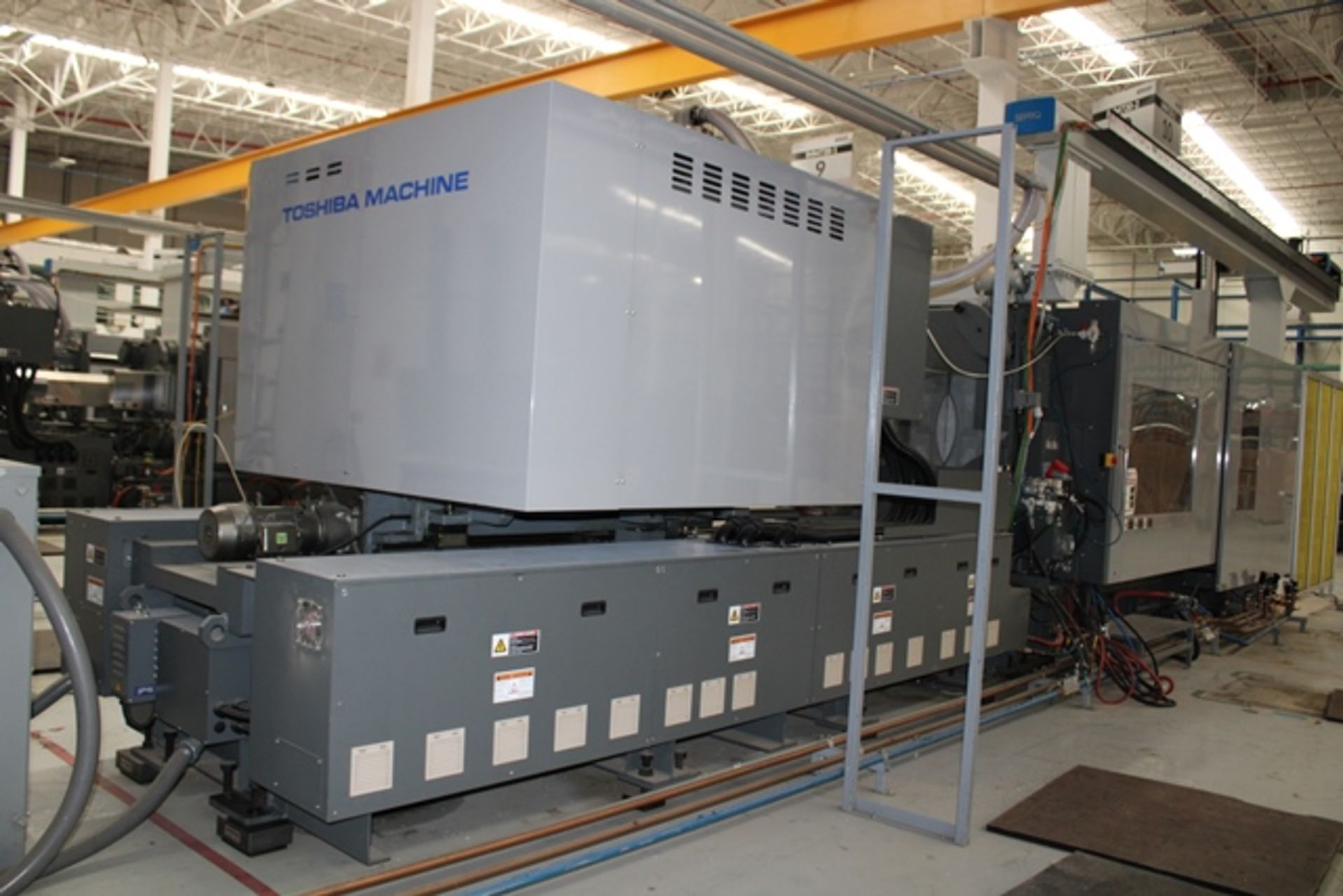 720 Ton 61 Oz Toshiba EC720SXV50-36AT Electric Injection Molding Machine, Mfg. Year Nov 2017 - Image 5 of 24