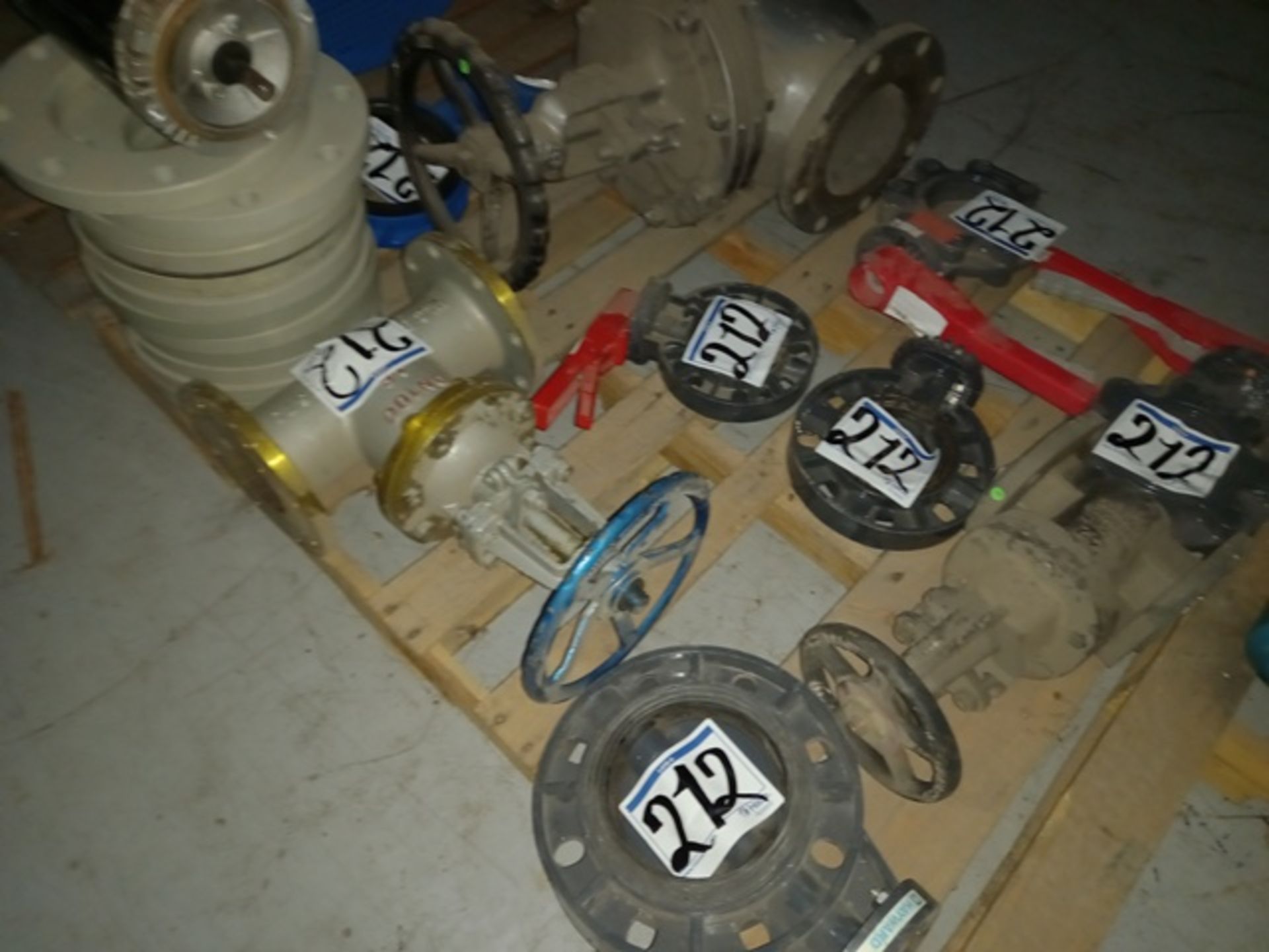 Lot of (9) Valves Different Types and Sizes, (13) Plastic Flanges Different Sizes - Image 9 of 9