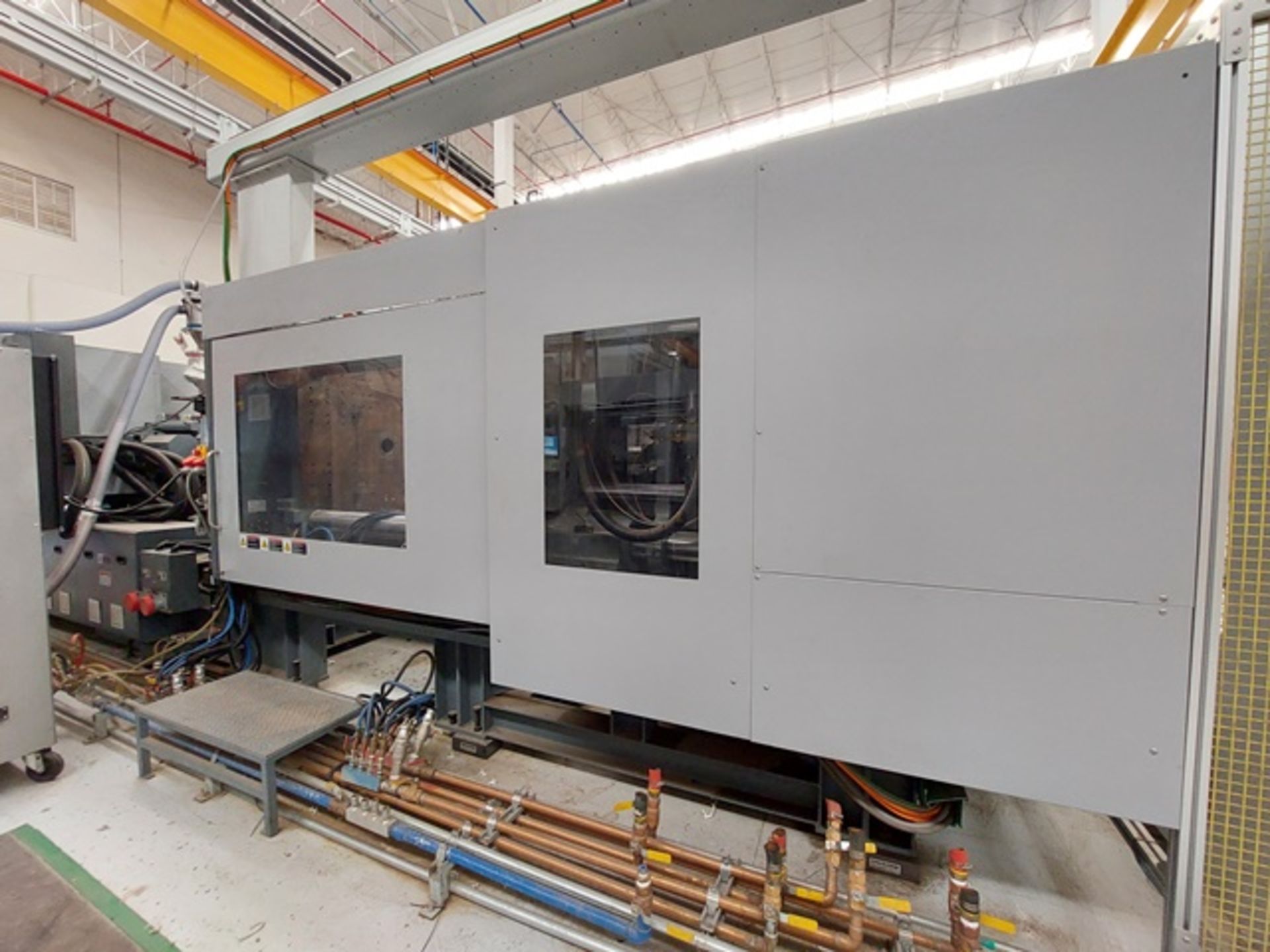 500 Ton 43.5 Oz Toshiba EC500SCXV50-26 Electric Injection Molding Machine, Mfg. Year: 2017 - Image 6 of 24