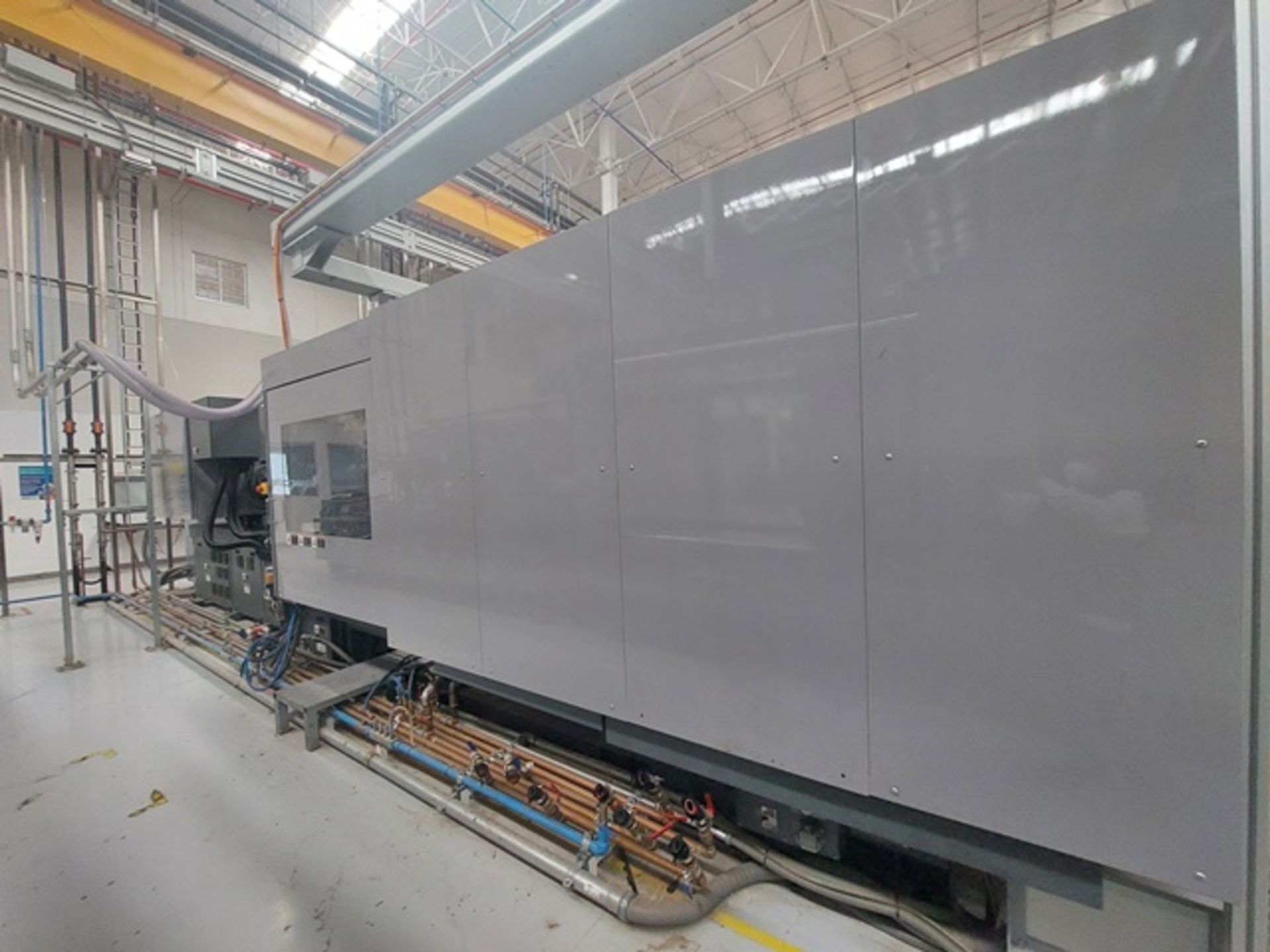 610 Ton 31.9 oz Toshiba EC610SXIIV50-26Y Electric Injection Molding Machine; Mfg. Year: 2019 - Image 7 of 28