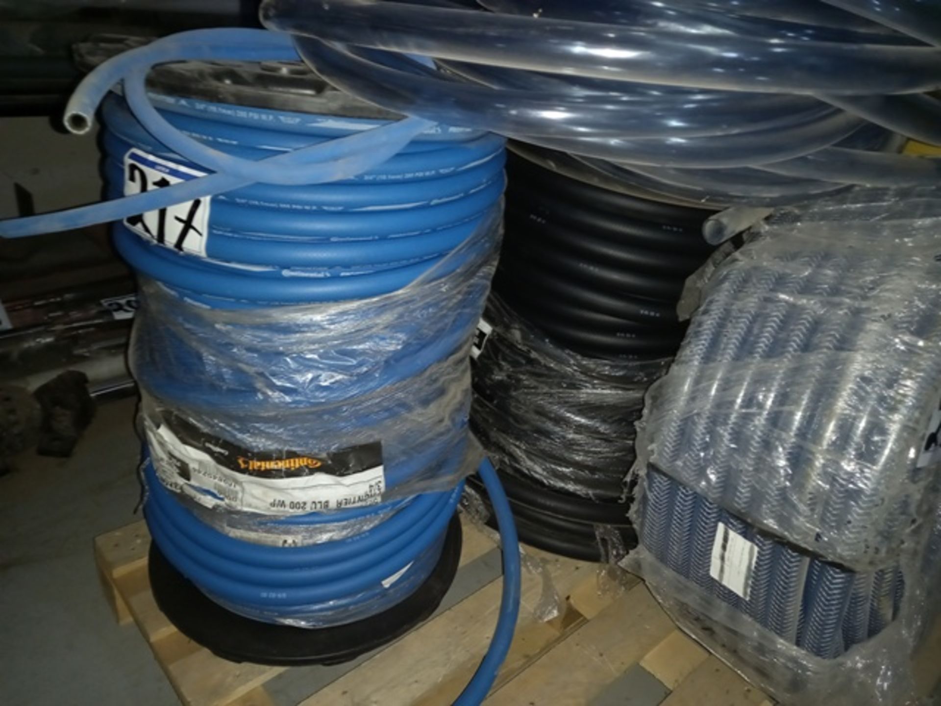 Lot of Plastic Hose Different Sizes - Image 6 of 8