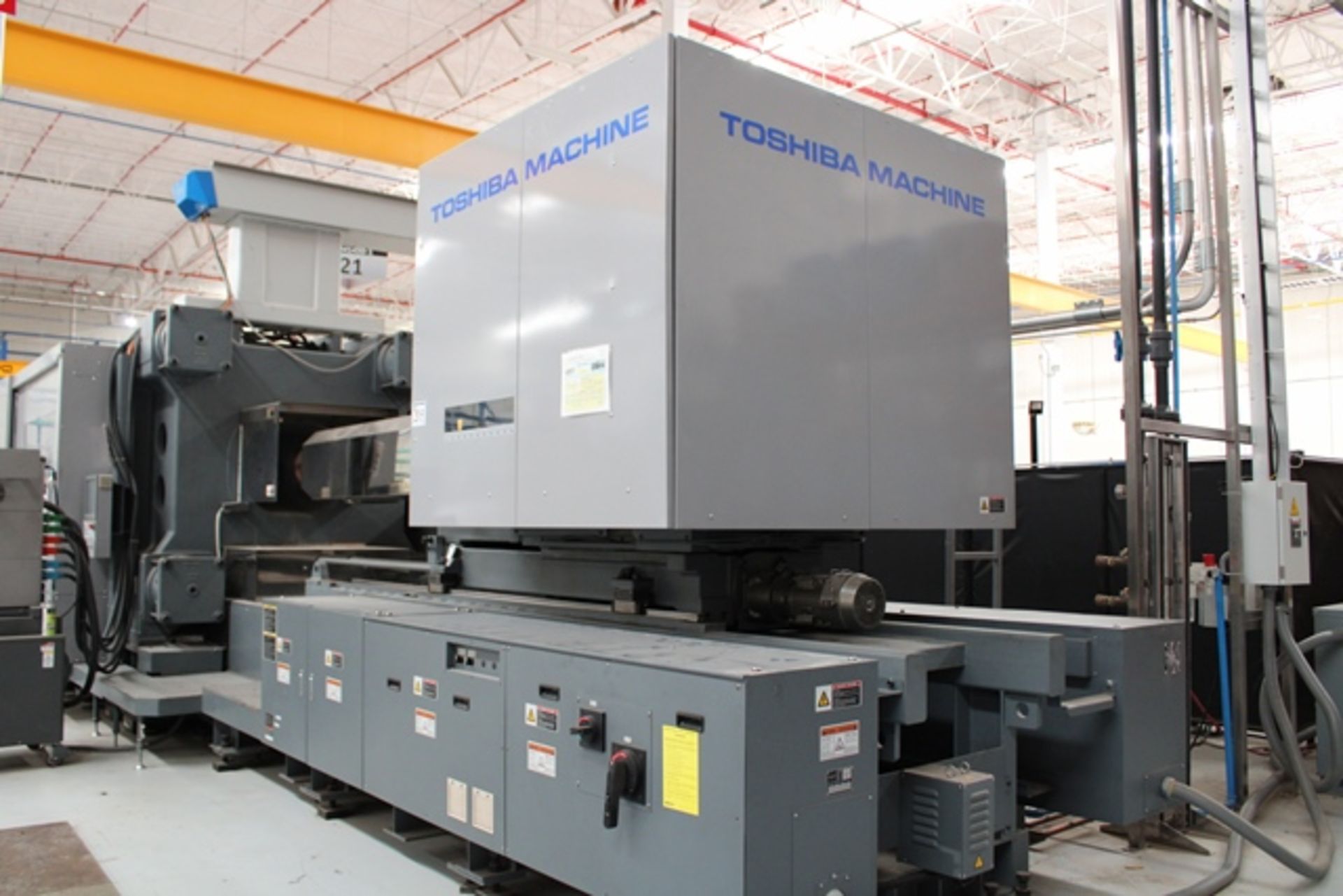 1430 Ton 140 Oz Toshiba EC1450SXV50-78AT Electric Injection Molding Machine; Mfg. Year: 2016 - Image 3 of 17