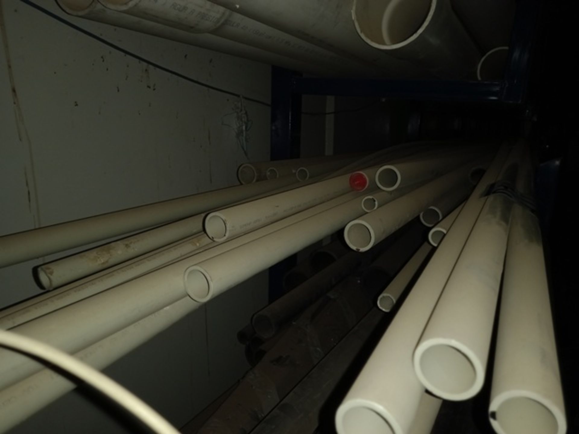 Lot of (1) Metallic Rack with Hydraulic PVC Pipe, Different Sizes (1" - 4") - Image 3 of 7