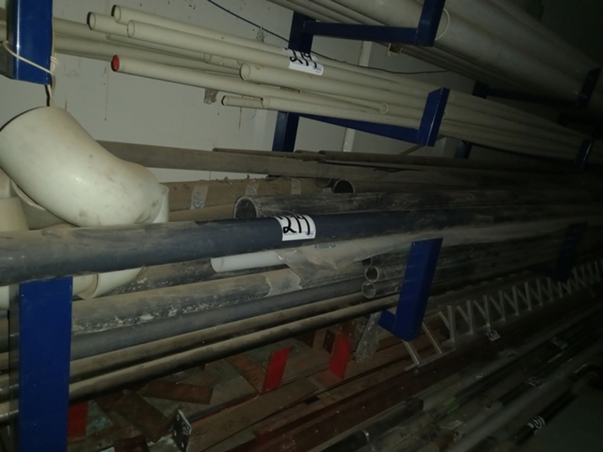 Lot of (1) Metallic Rack with Hydraulic PVC Pipe, Different Sizes (1" - 4") - Image 5 of 7