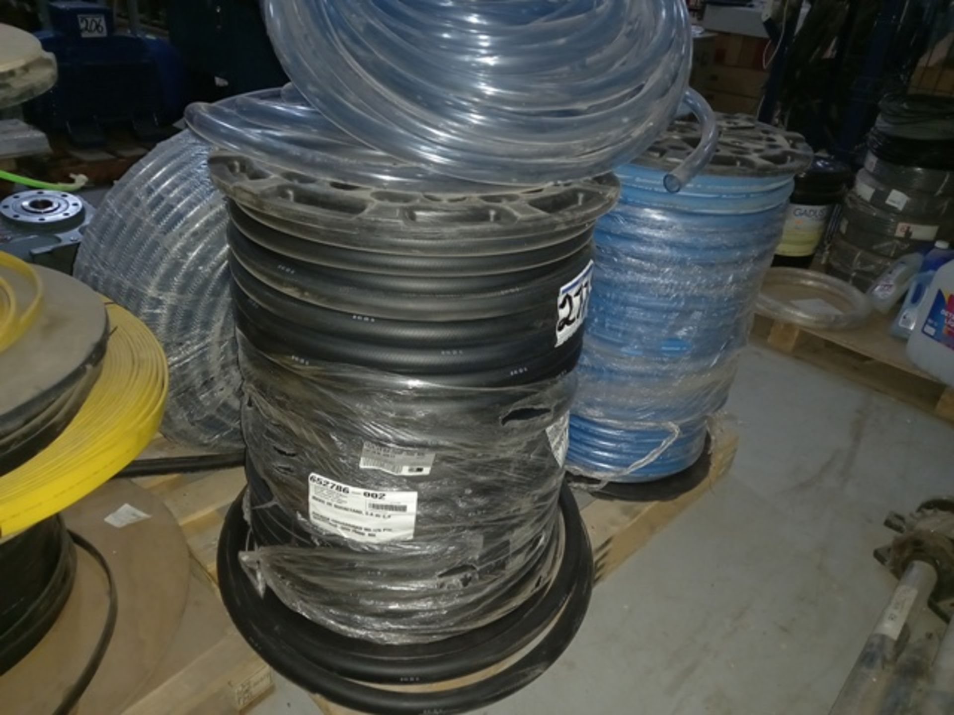 Lot of Plastic Hose Different Sizes - Image 7 of 8