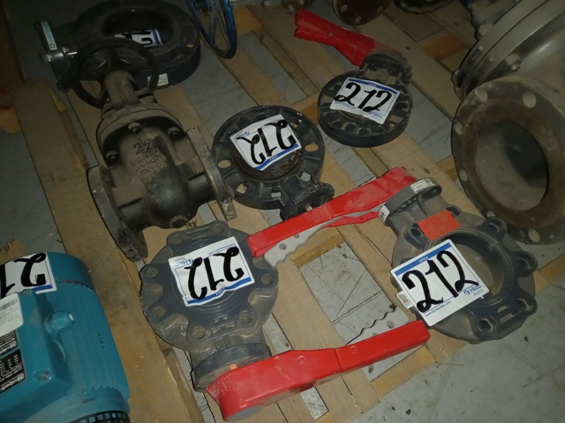 Lot of (9) Valves Different Types and Sizes, (13) Plastic Flanges Different Sizes - Image 4 of 9