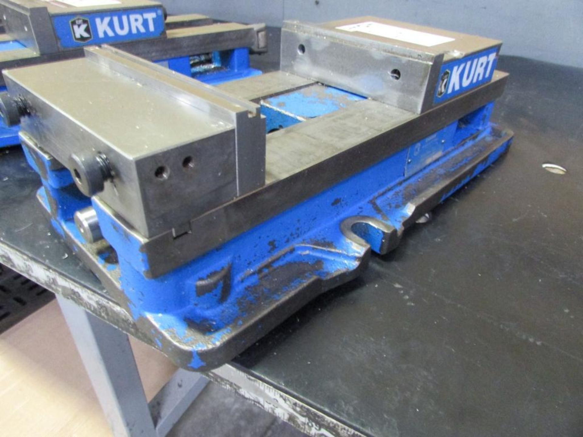 Kurt D688 6" Vise