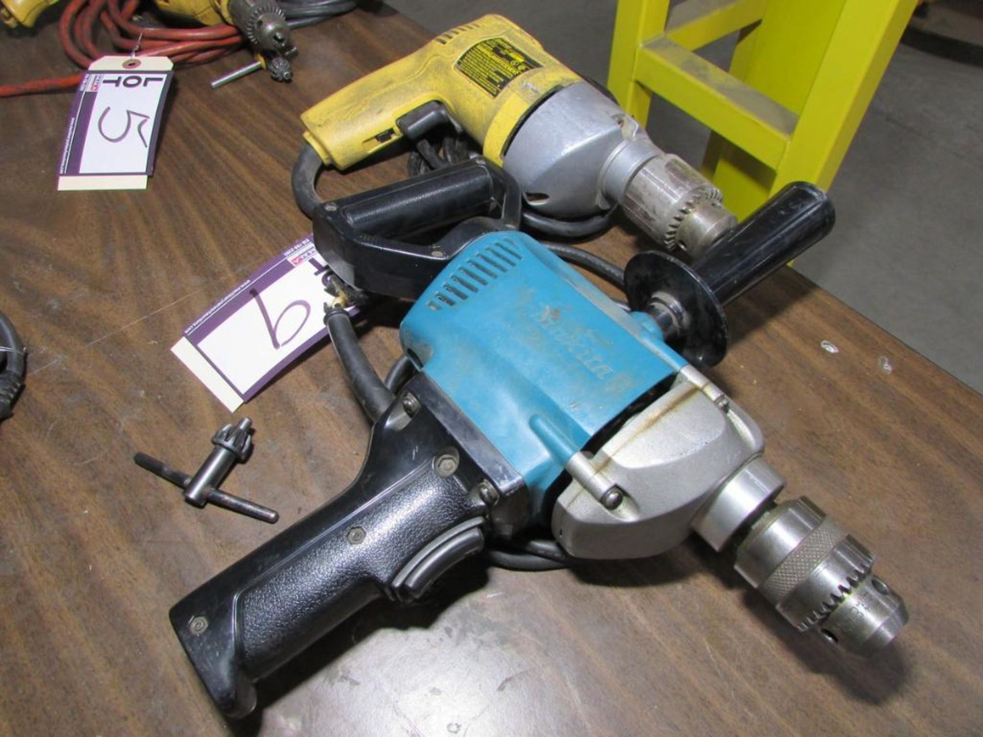 DeWalt DW110 and Makita 6013BR, 1/2" Electric VSR Drills - Image 2 of 2