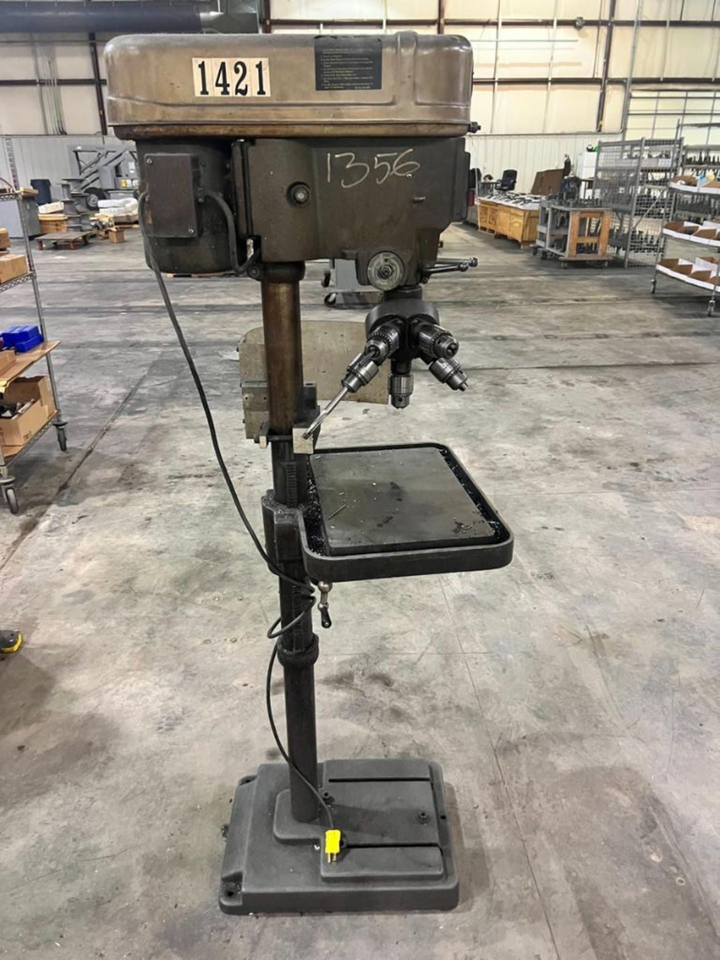 Rockwell 15-665 15" Floor Mounted Drill Press. 18"x12" Adjustable Height Table, 4" Stroke with The Q - Image 5 of 13