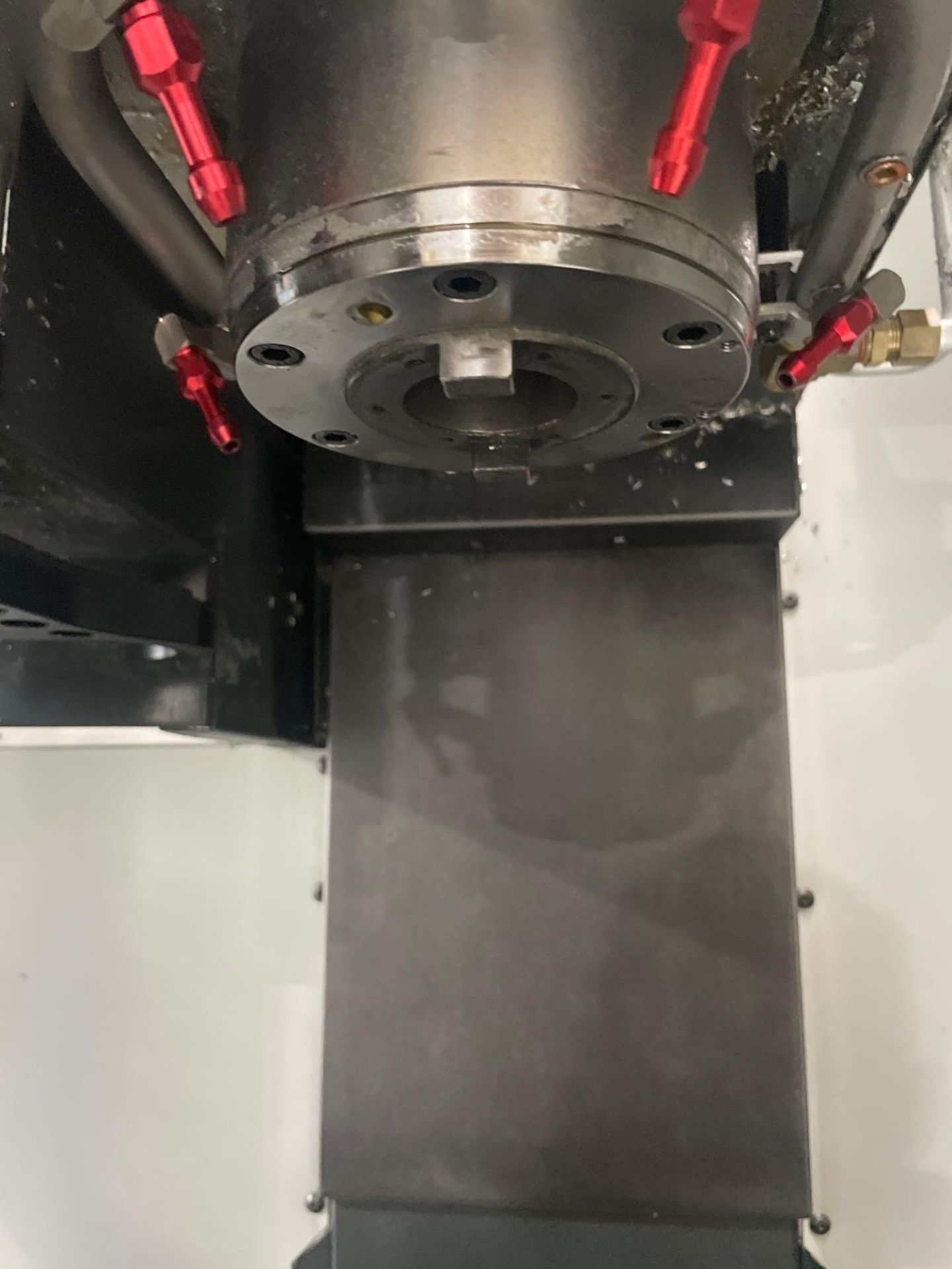 Haas DM-2, 28” x 16” x 15.5” Travels, CT 40, 18+1 SMTC, CTS, WIPS, as New as 2021 - Image 5 of 10