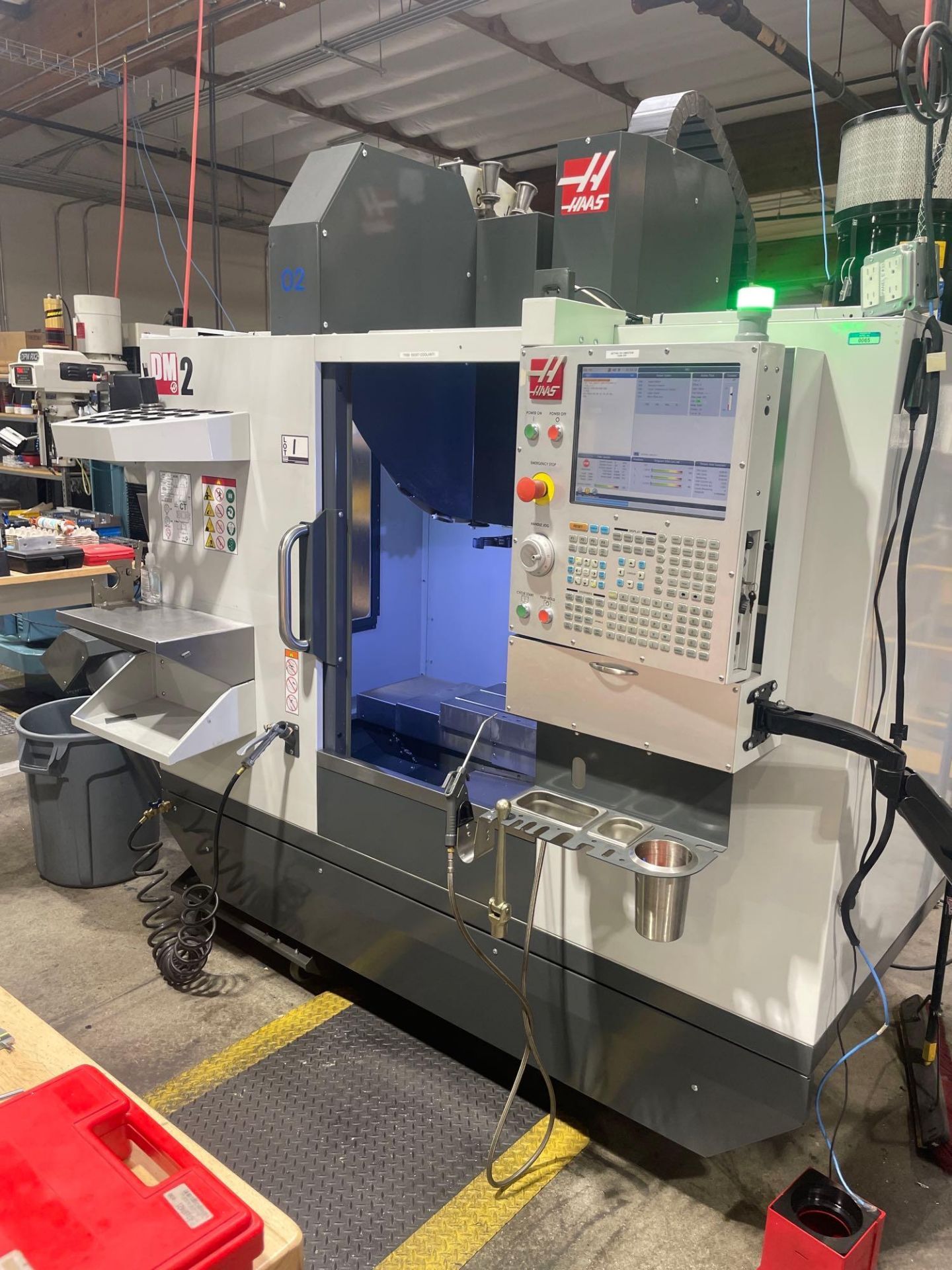 Haas DM-2, 28” x 16” 15.5” Travels, CT 40, 18+1 SMTC, 15K RPM, WIPS, New 2019