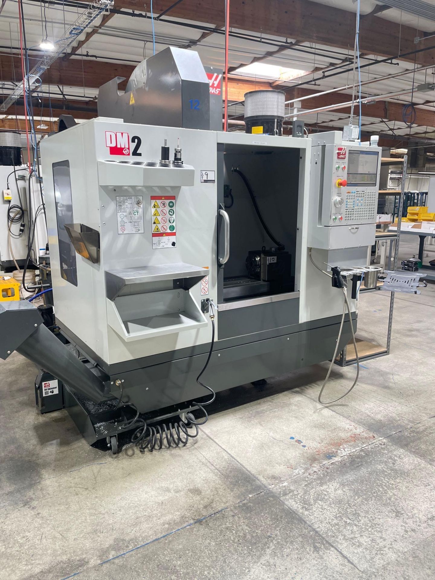Haas DM-2, 28” x 16” x 15.5” Travels, CT 40, 18+1 SMTC, CTS, WIPS, as New as 2021 - Image 2 of 10