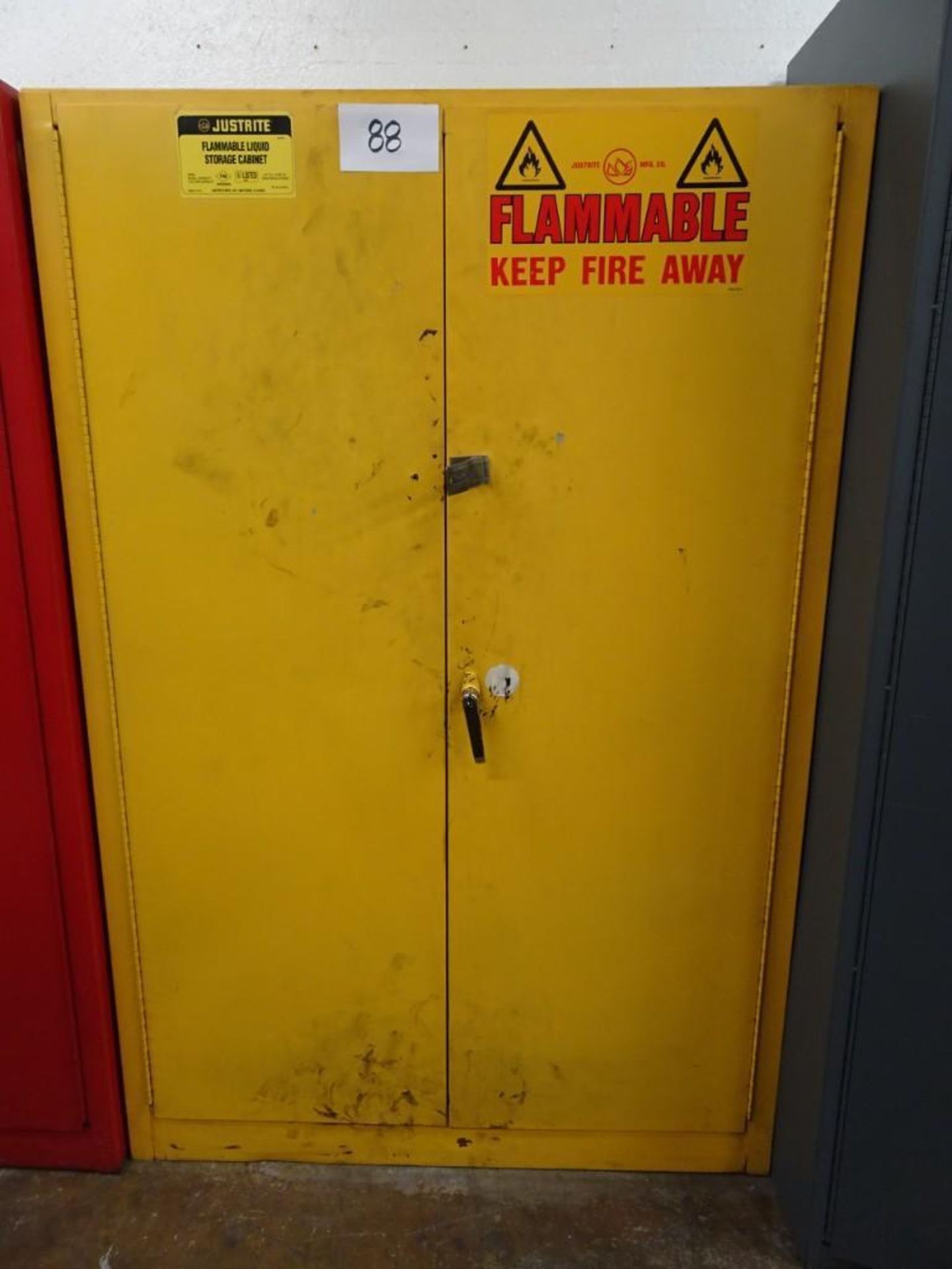 Justrite 25450 45 Gallon Capacity Flammable Storage Cabinet