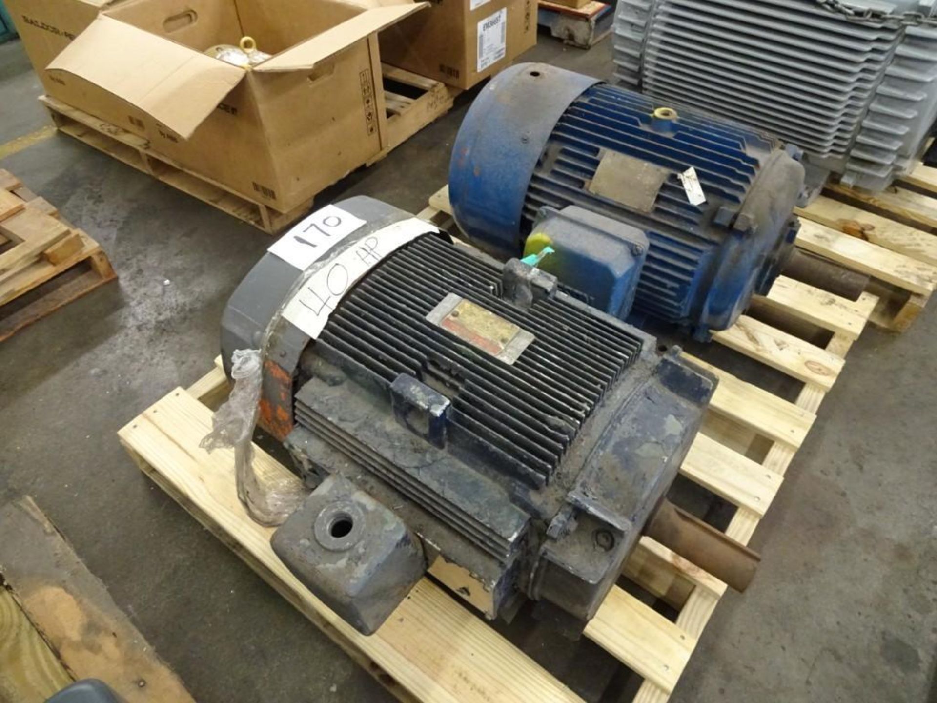 General Electric 5K324BL205 40 HP Motor 1770 RPM, 460 v, 3 ph, 60 Hz w/ (1) Leeson Motor