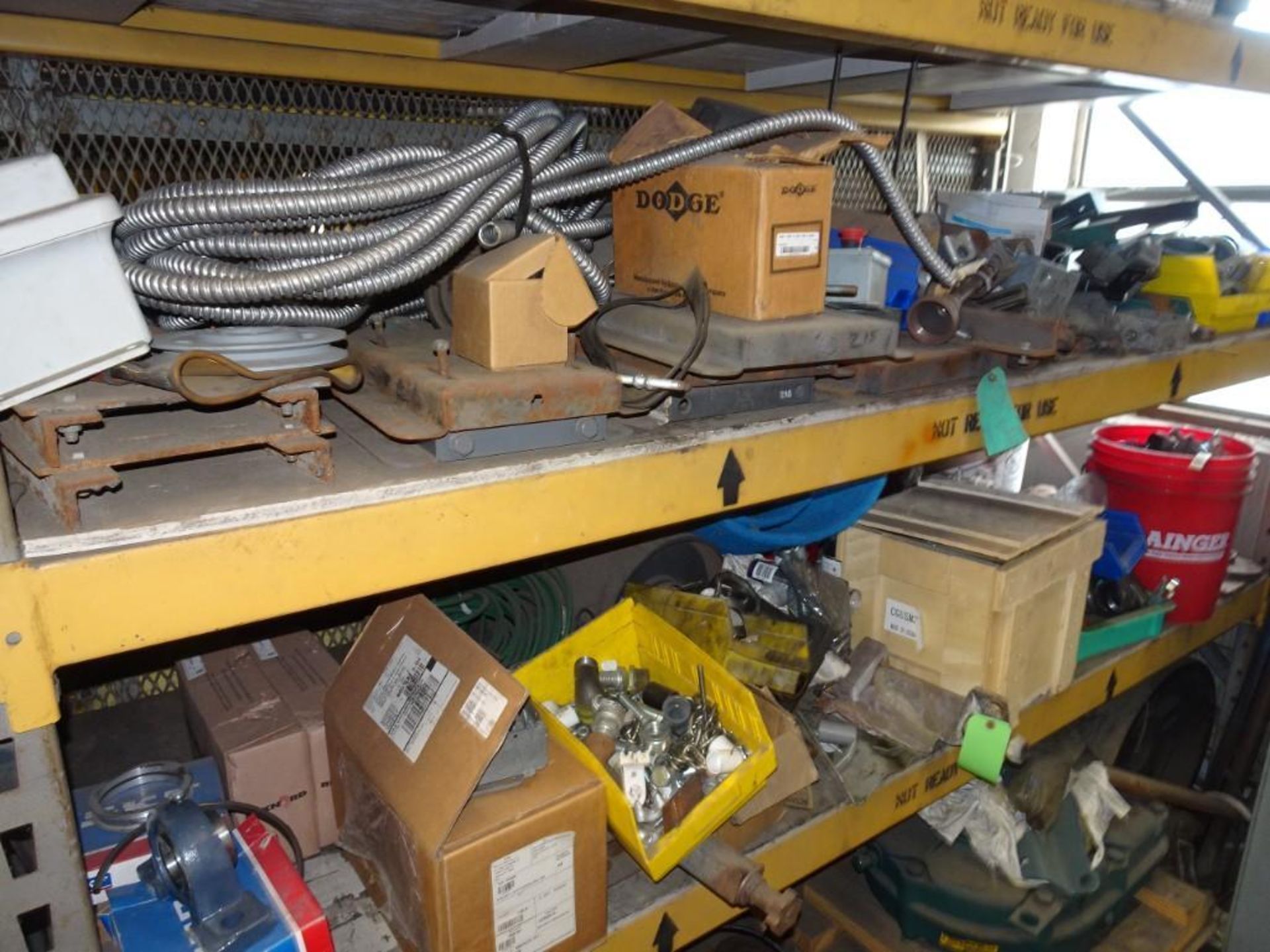 Lot of Assorted Machine Parts Consisting of: Round Stock, Clamps, Tie Downs, Gear Drives, Conveyor P - Image 5 of 5