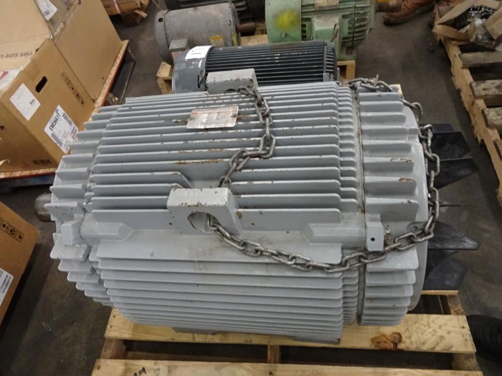 General Electric 3K443B3209 200 HP Motor 1783 RPM, 460 v, 3 ph, 60 Hz w/ US Electrical m# Unimount - Image 2 of 4