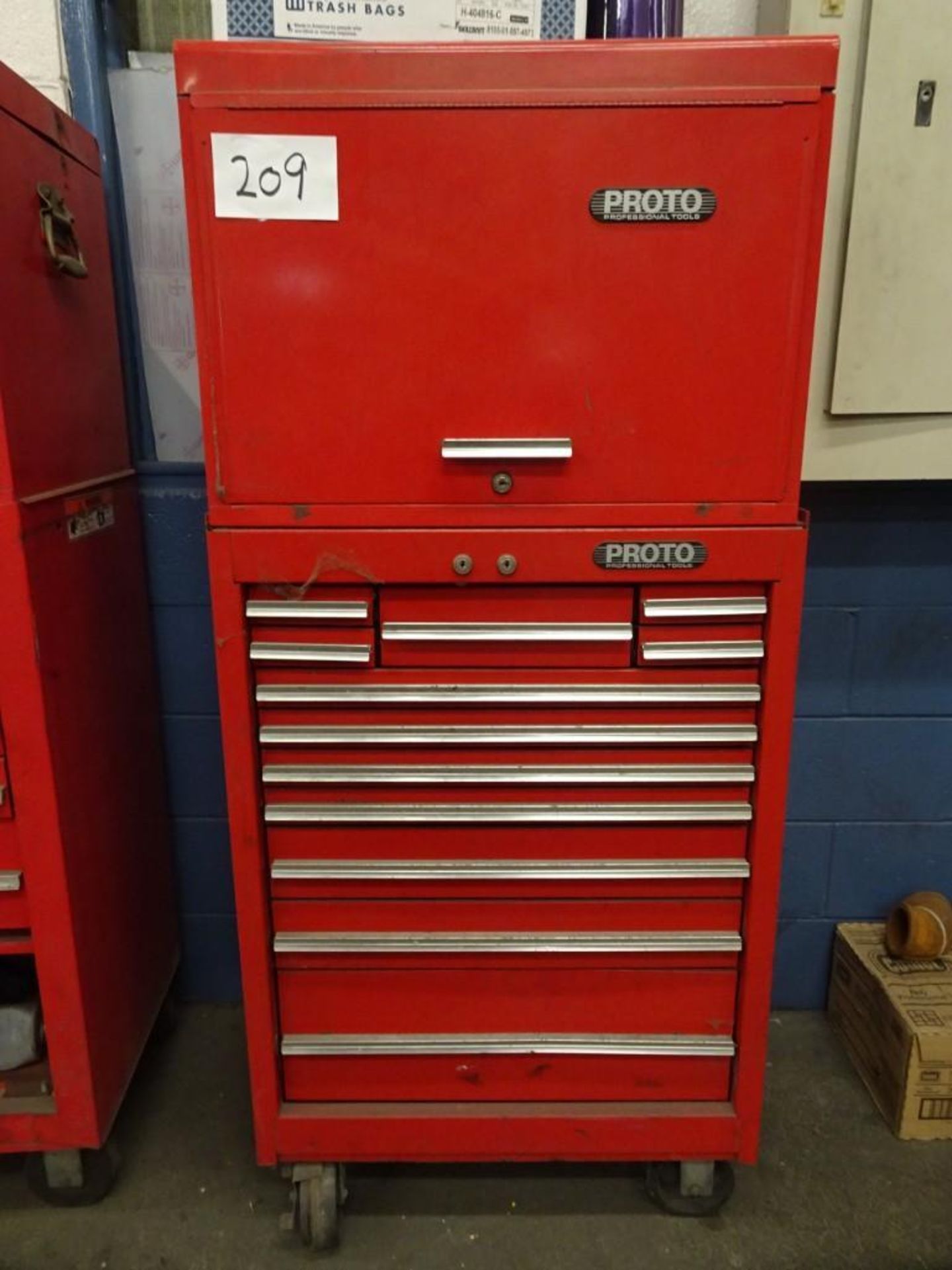 Proto 12 Drawer Toolbox w/ (1) Proto Toolbox