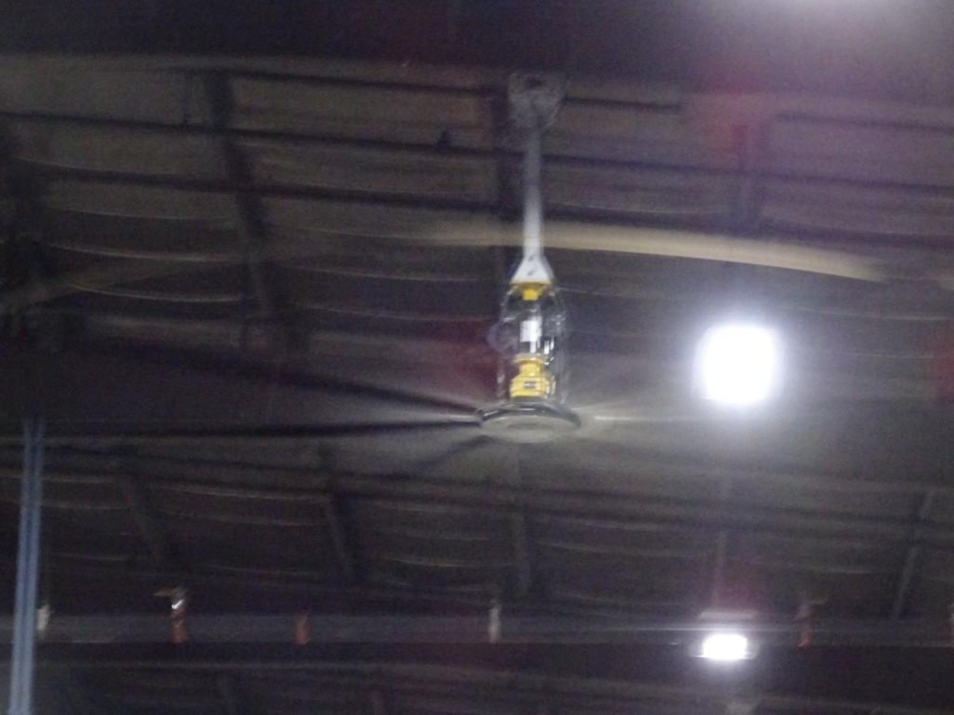 Big Ass Fan Industrial Ceiling Fan 10' Blades
