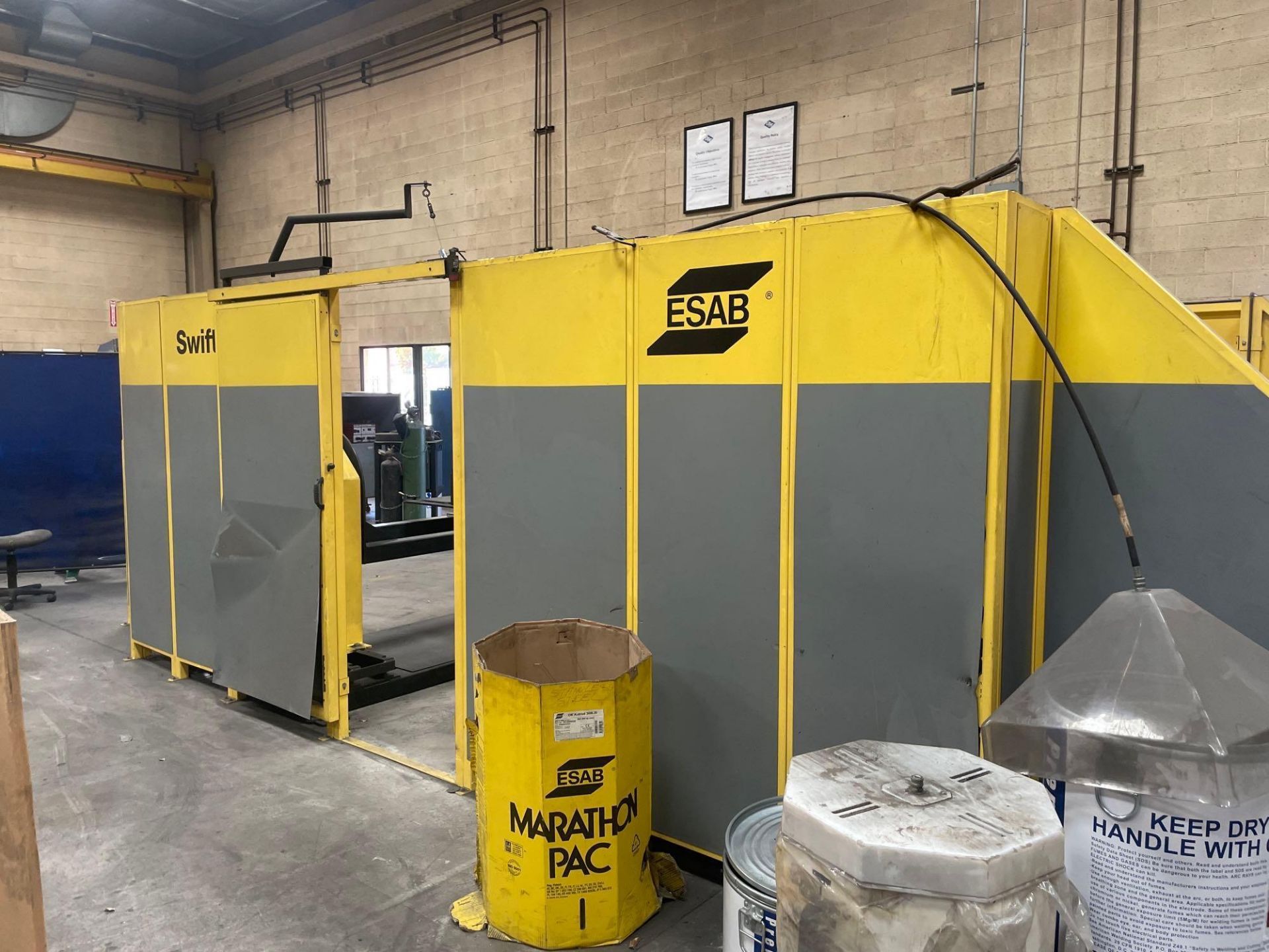 ESAB Swift Arc SL Welding Celss, Kuka KR16 robot, (2) 36” x 120” Welding Positioners, Fronius TPS 40 - Image 5 of 16