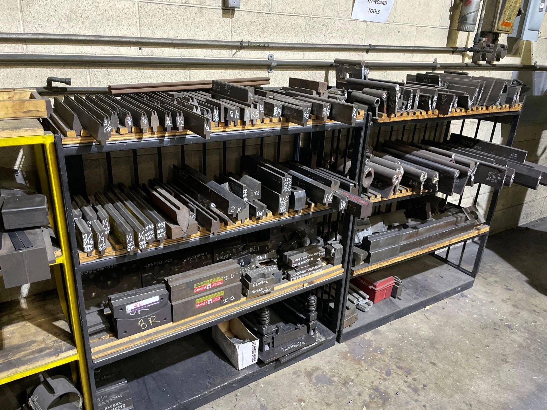 Assorted Dies for Press Brakes with Rack - Image 3 of 4