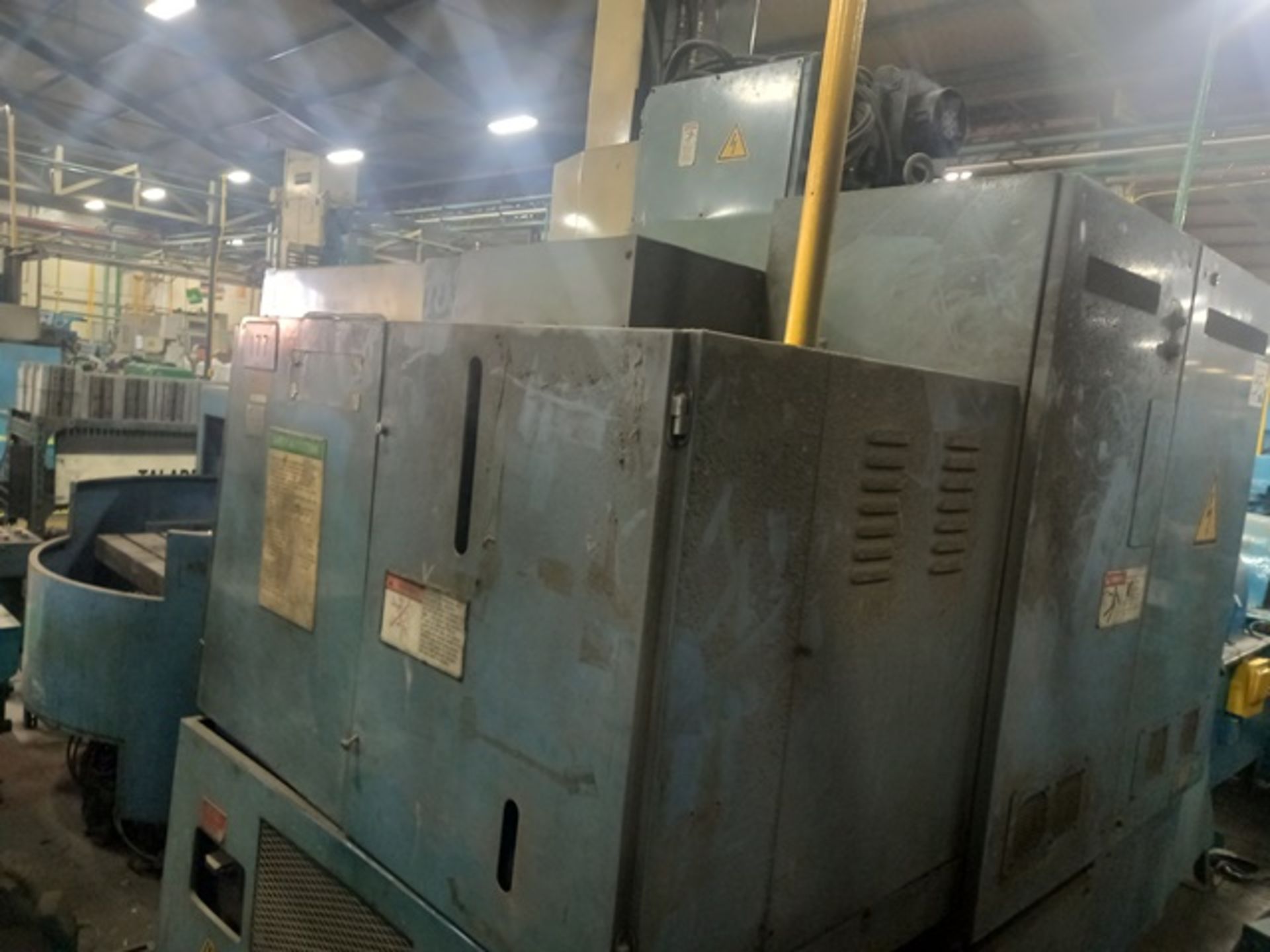 MAZAK VQC-15/40 VERTICAL MACHINING CENTER, S/N 72067, NEW 1982 - Image 10 of 10