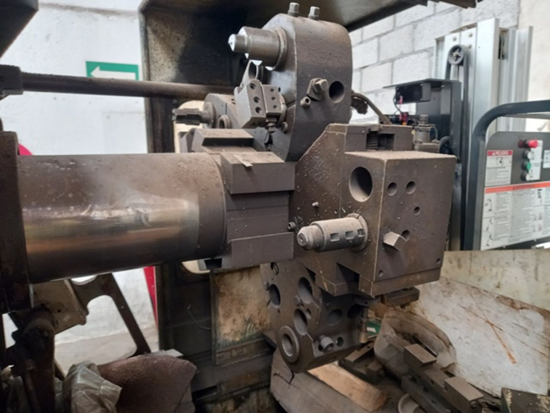 THE WARNER & SWASEY CO 1 AC M3920 AUTOMATIC CHUKER LATHE - Image 8 of 9