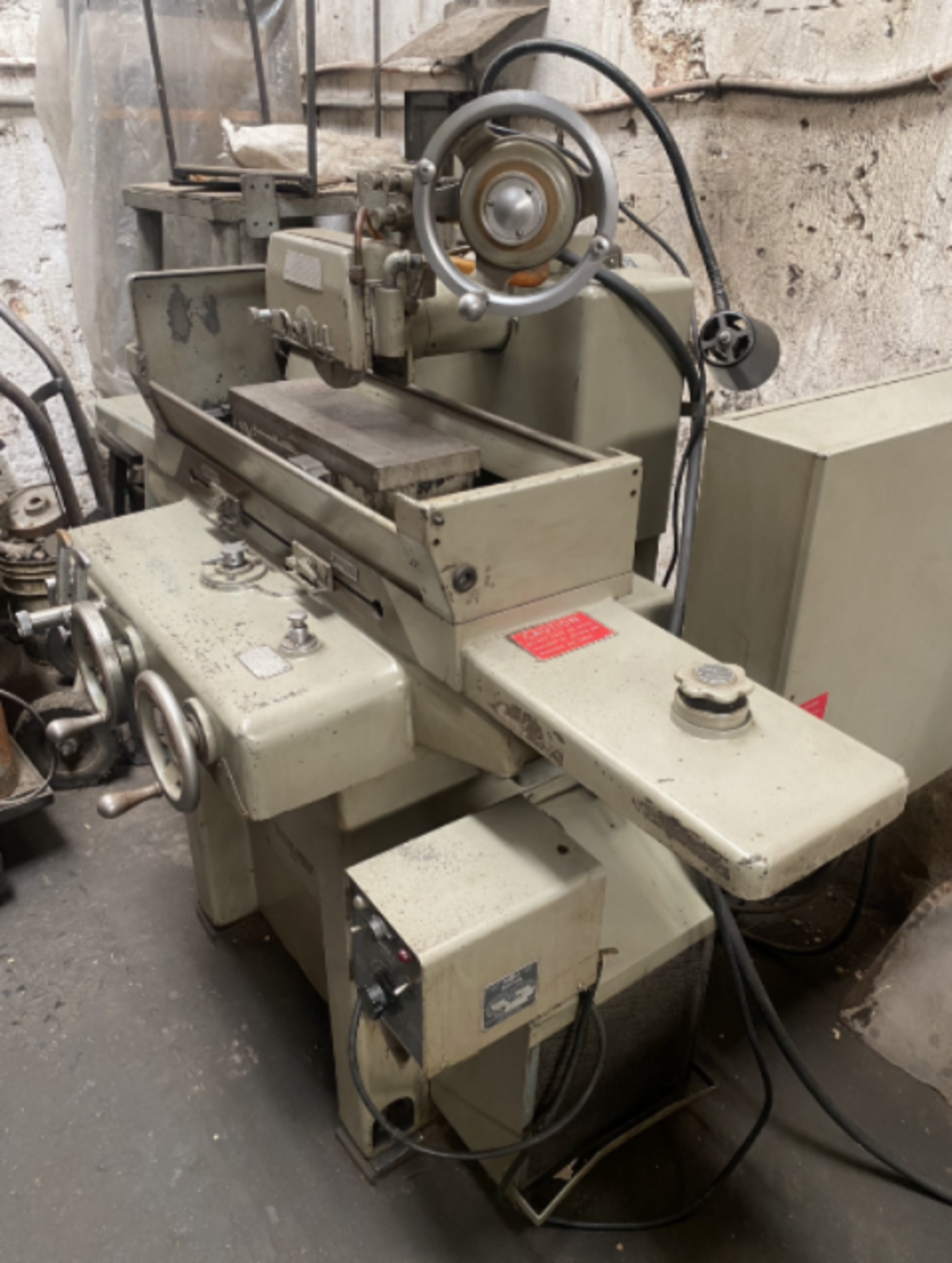 DOALL D618-7 SURFACE GRINDER - Image 2 of 8