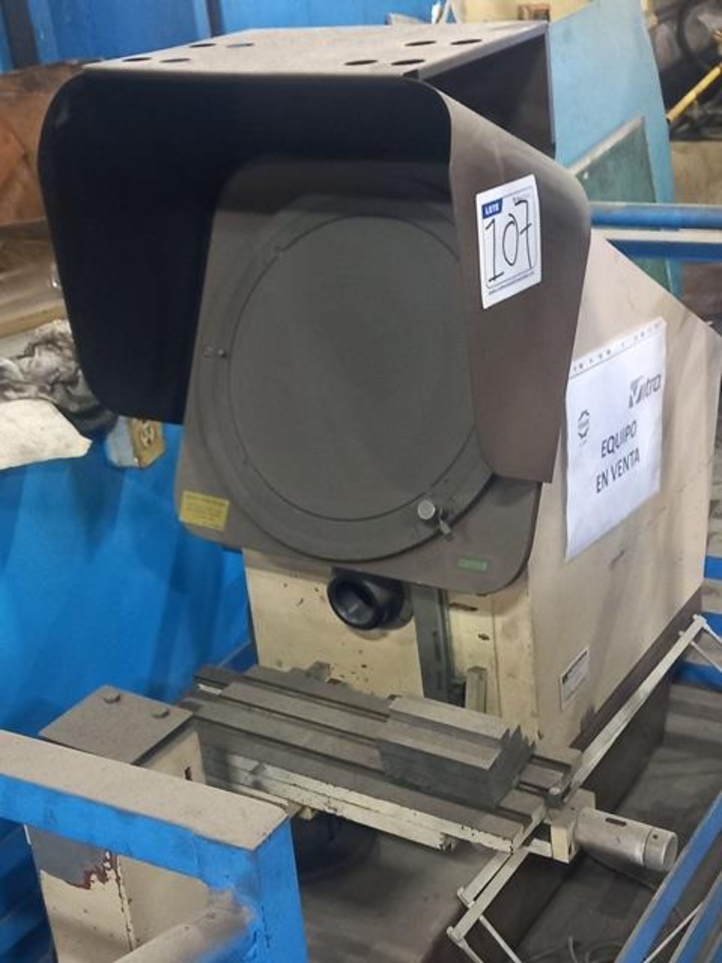 MITUTOYO PH-350 OPTICAL COMPARATOR, S/N 20063