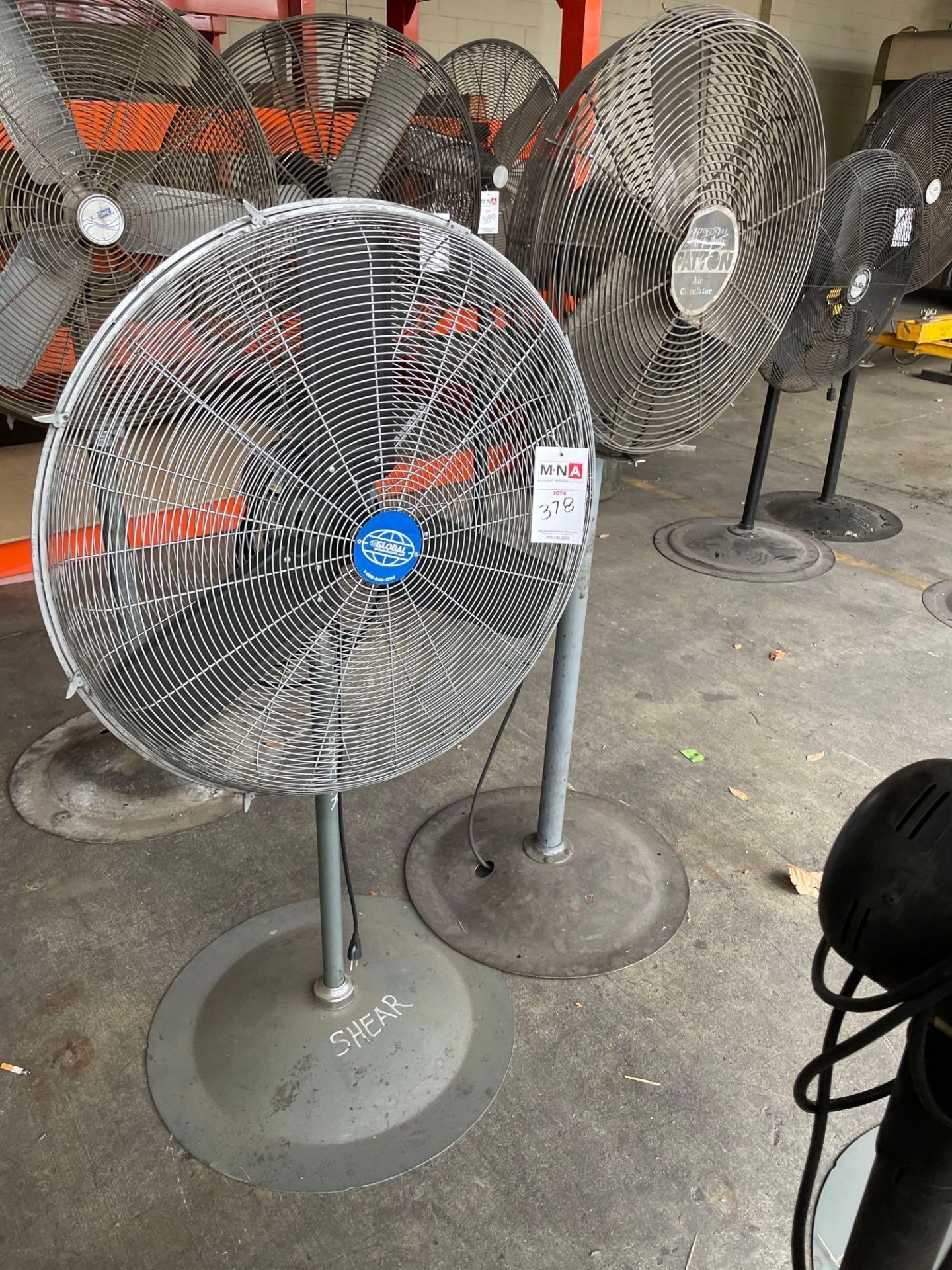 (2) 36" Floor Fans - Image 2 of 4