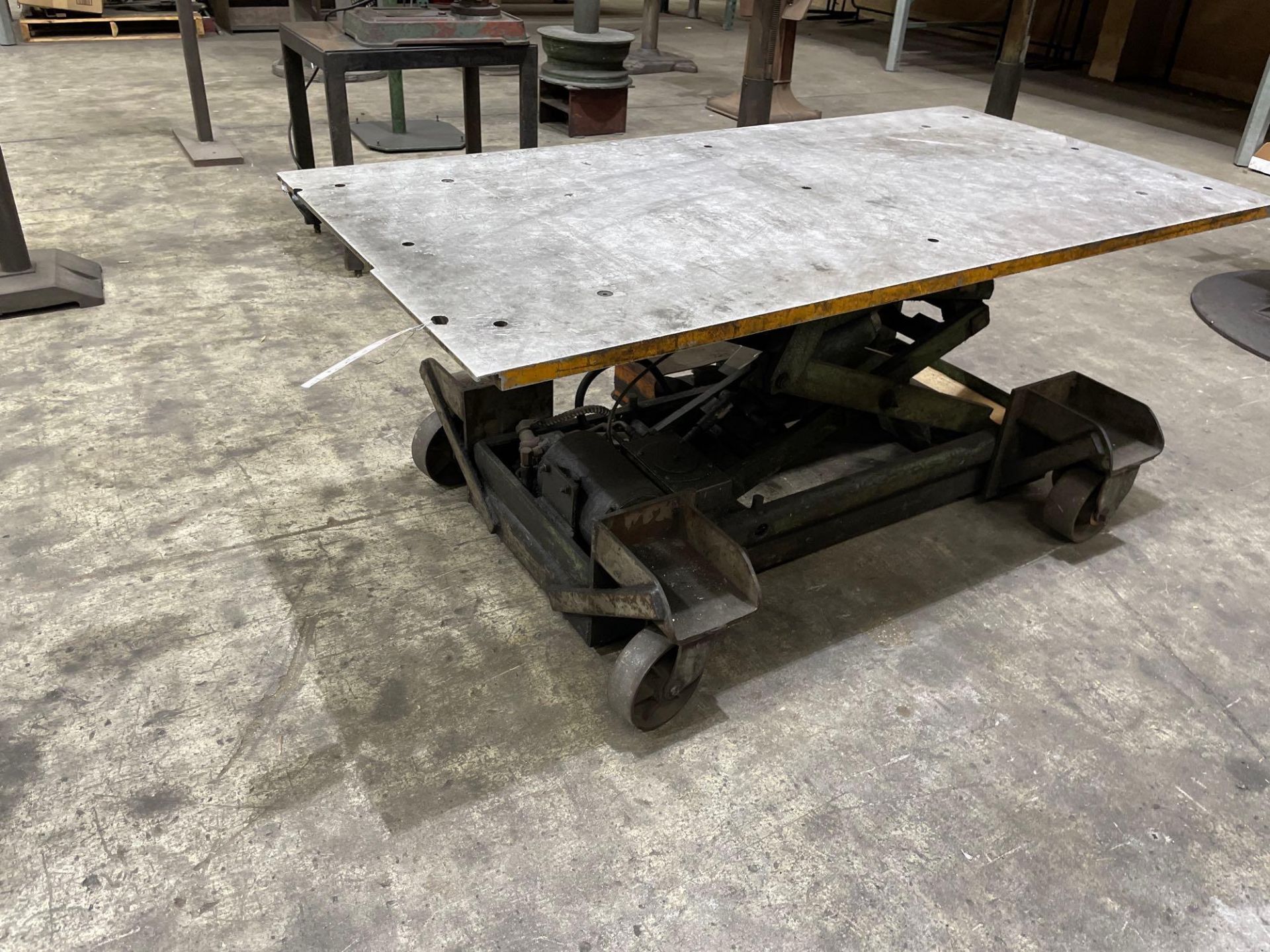 Hydraulic Lift Table - Image 2 of 4