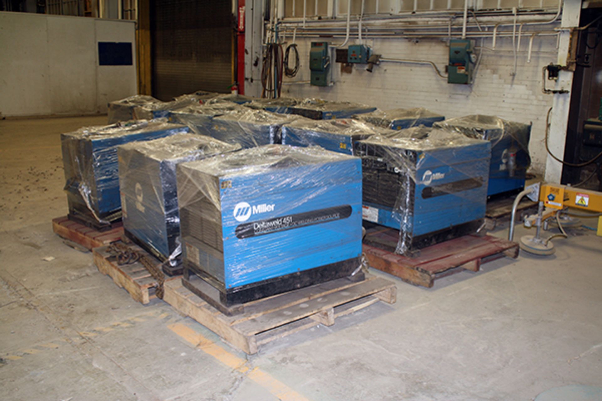 Miller Welders x3 Deltaweld 451 & 452