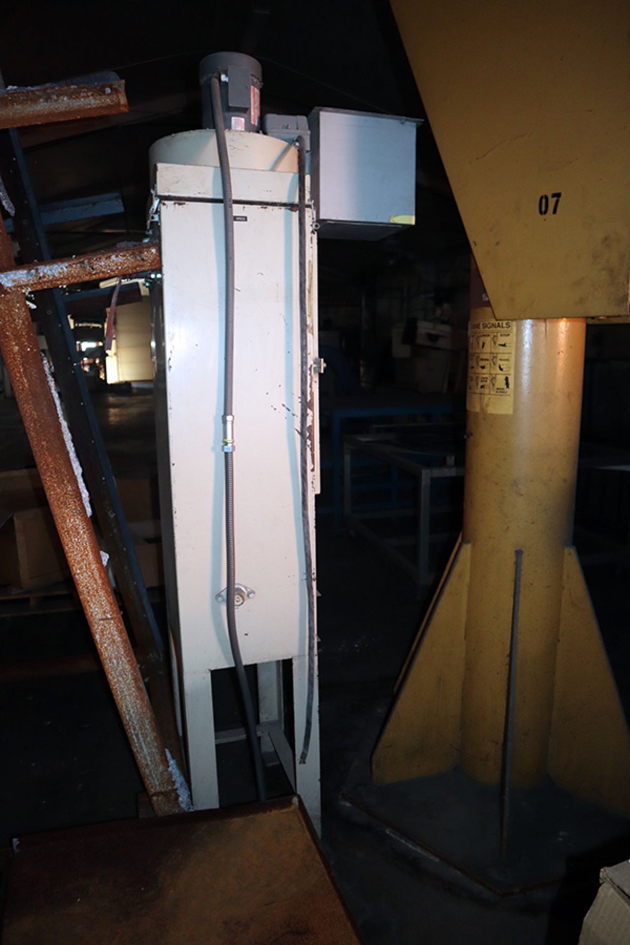 Dust Collector - Image 5 of 6