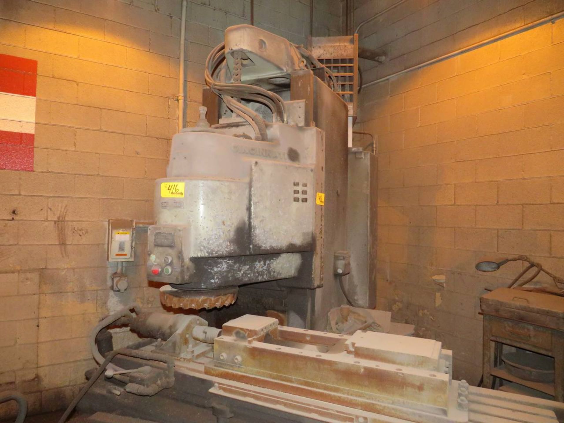 Cincinnati Verci-Power Vertical Milling Machine - Image 4 of 11