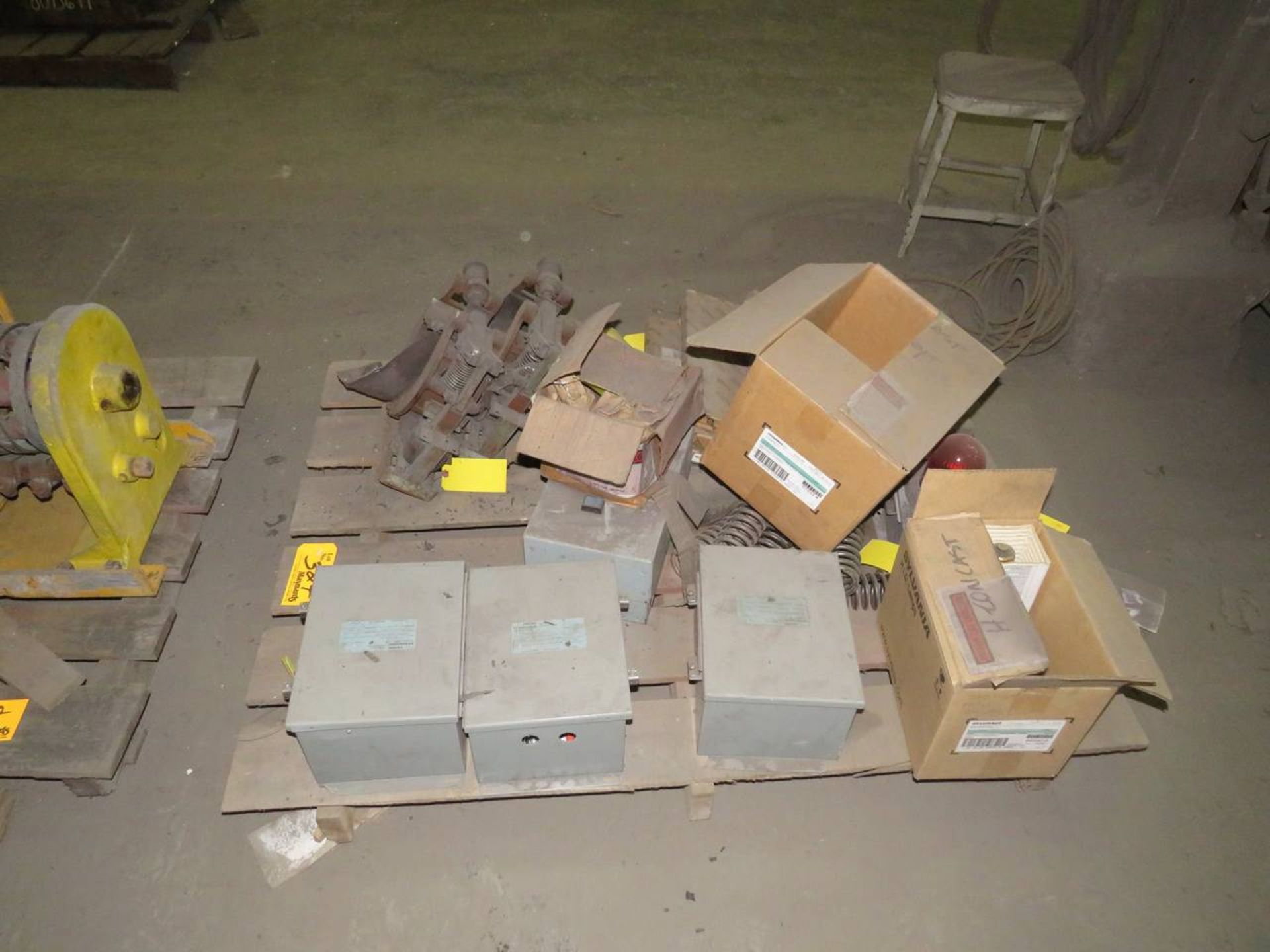 Lot of Misc MRO Material on (5) Pallets - Image 10 of 10