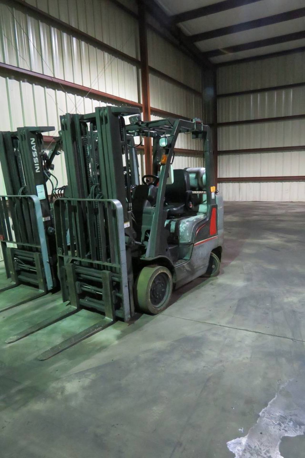 Nissan MCP1F2A25LV Propane Forklift - Image 4 of 8