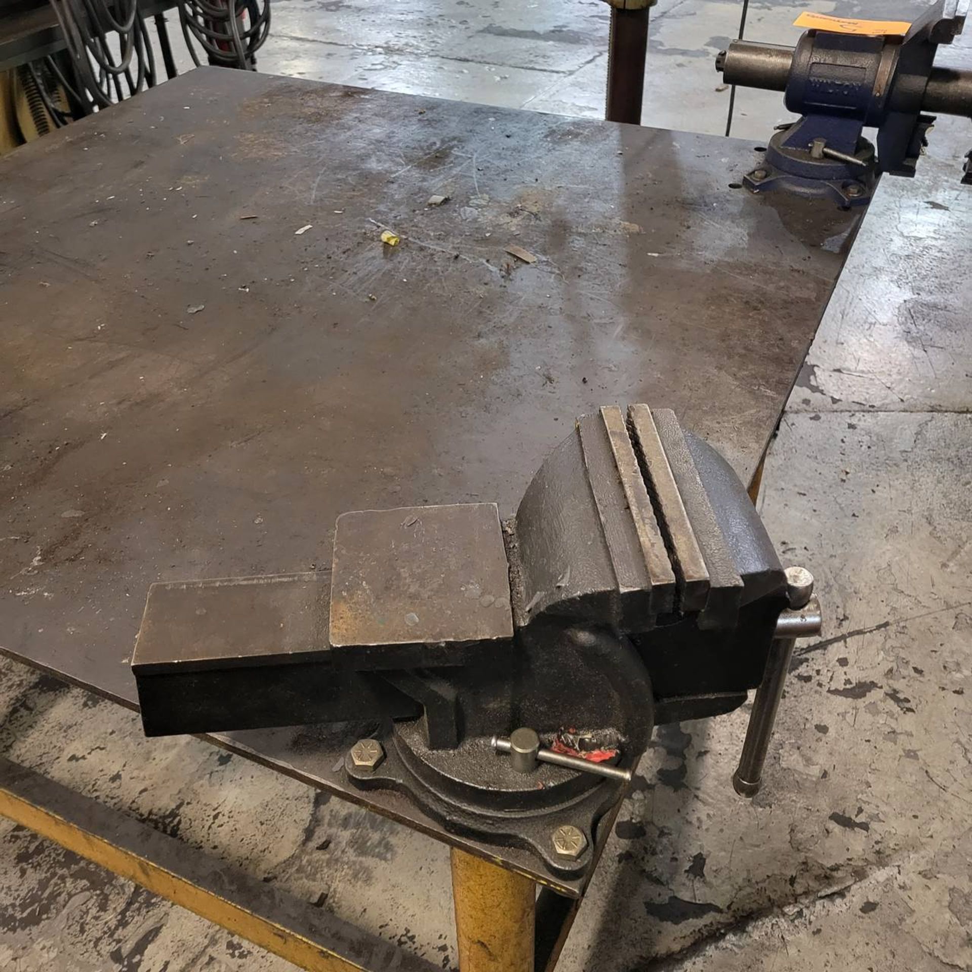 Steel welding table - Image 3 of 3