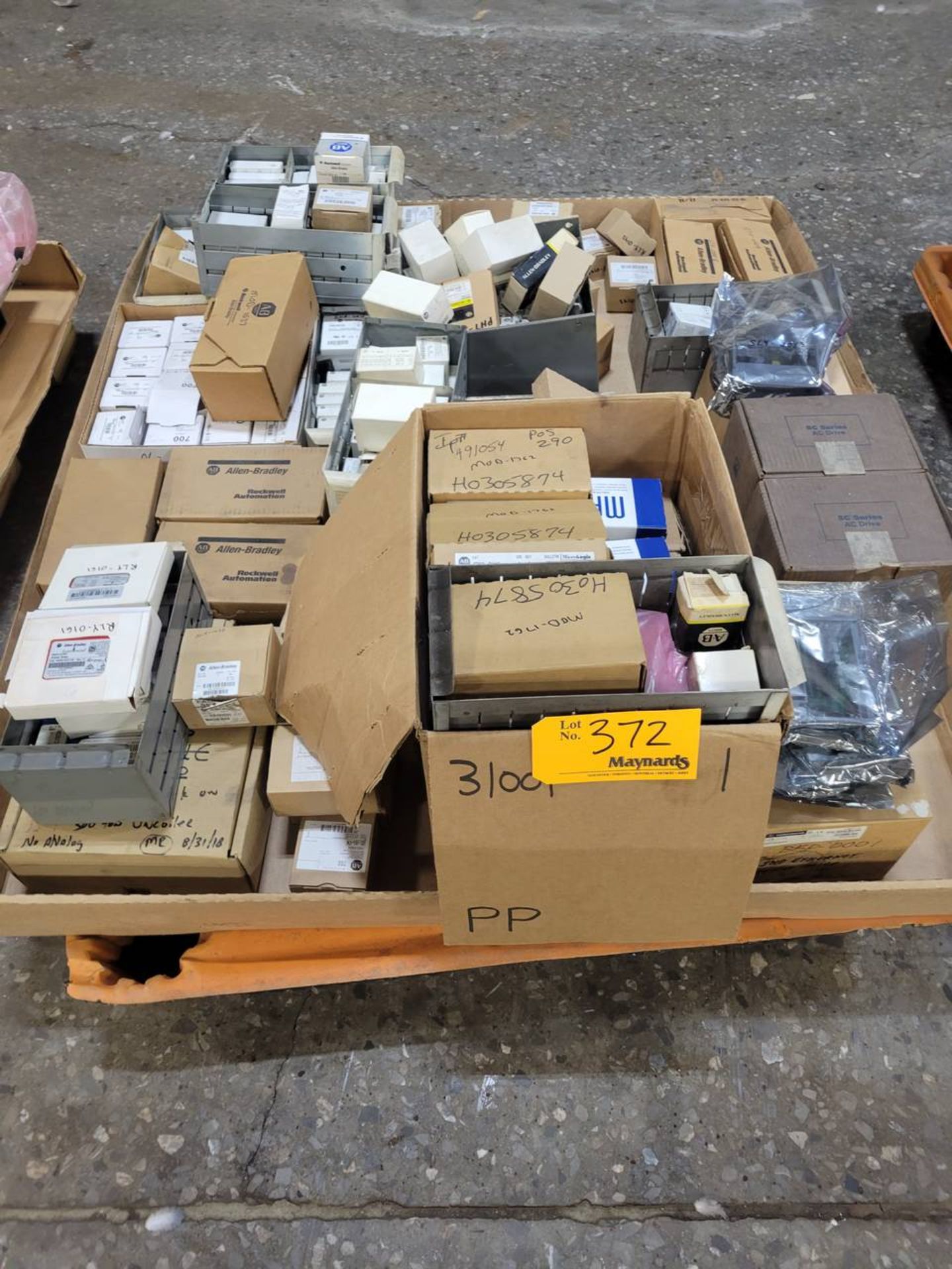 Pallet of electrical motor starters - Image 2 of 11