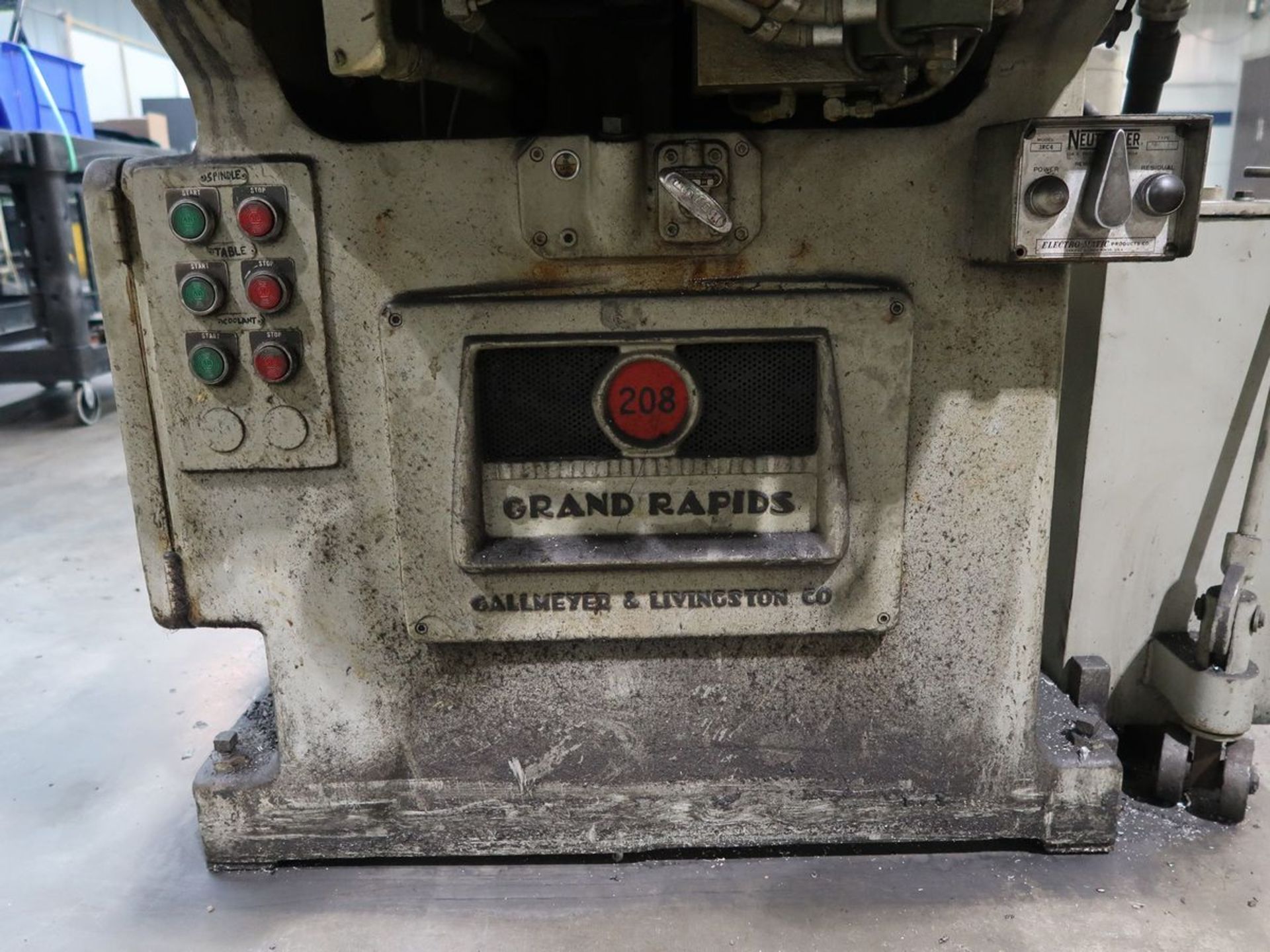 Gallmeyer & Livingston 8" x 24" Surface Grinder - Image 5 of 7